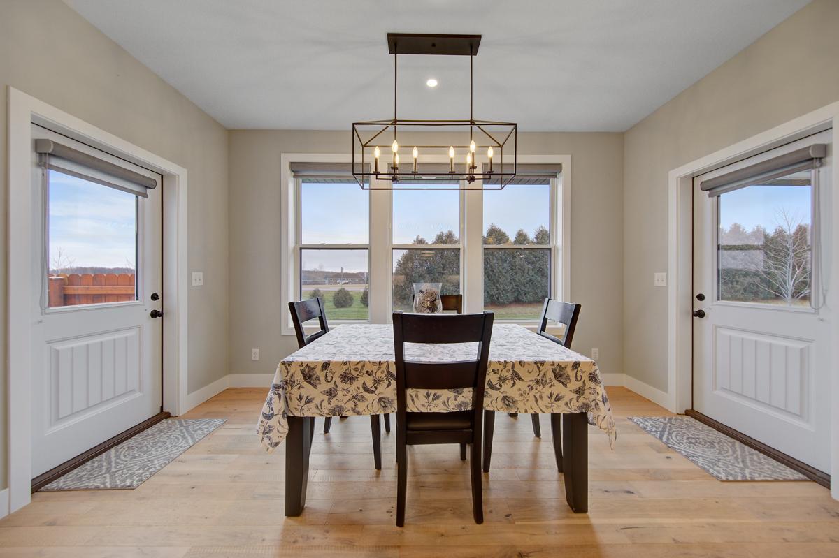 2720 Timber Ridge Place NE