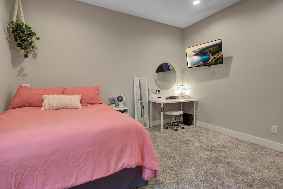 2720 Timber Ridge Place NE