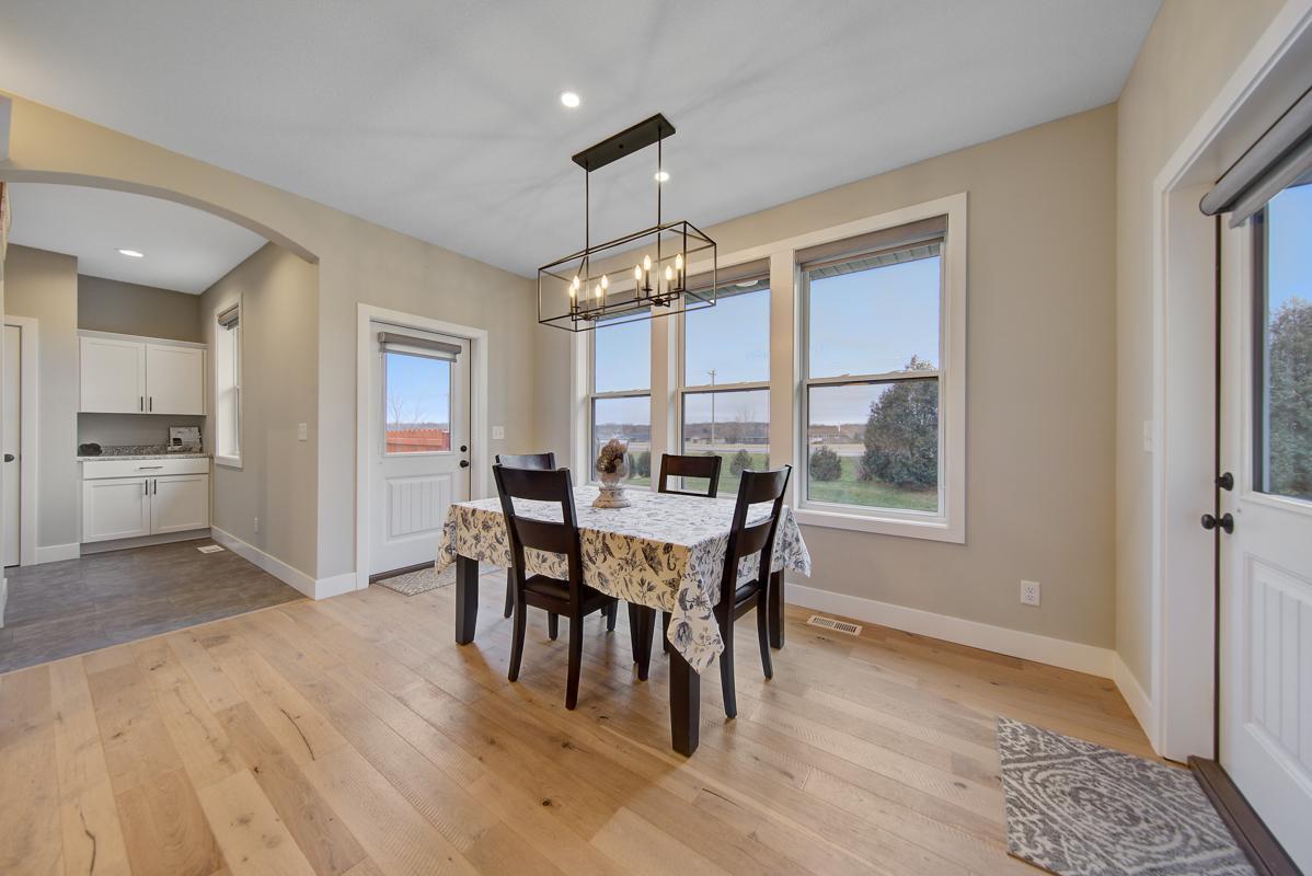 2720 Timber Ridge Place NE