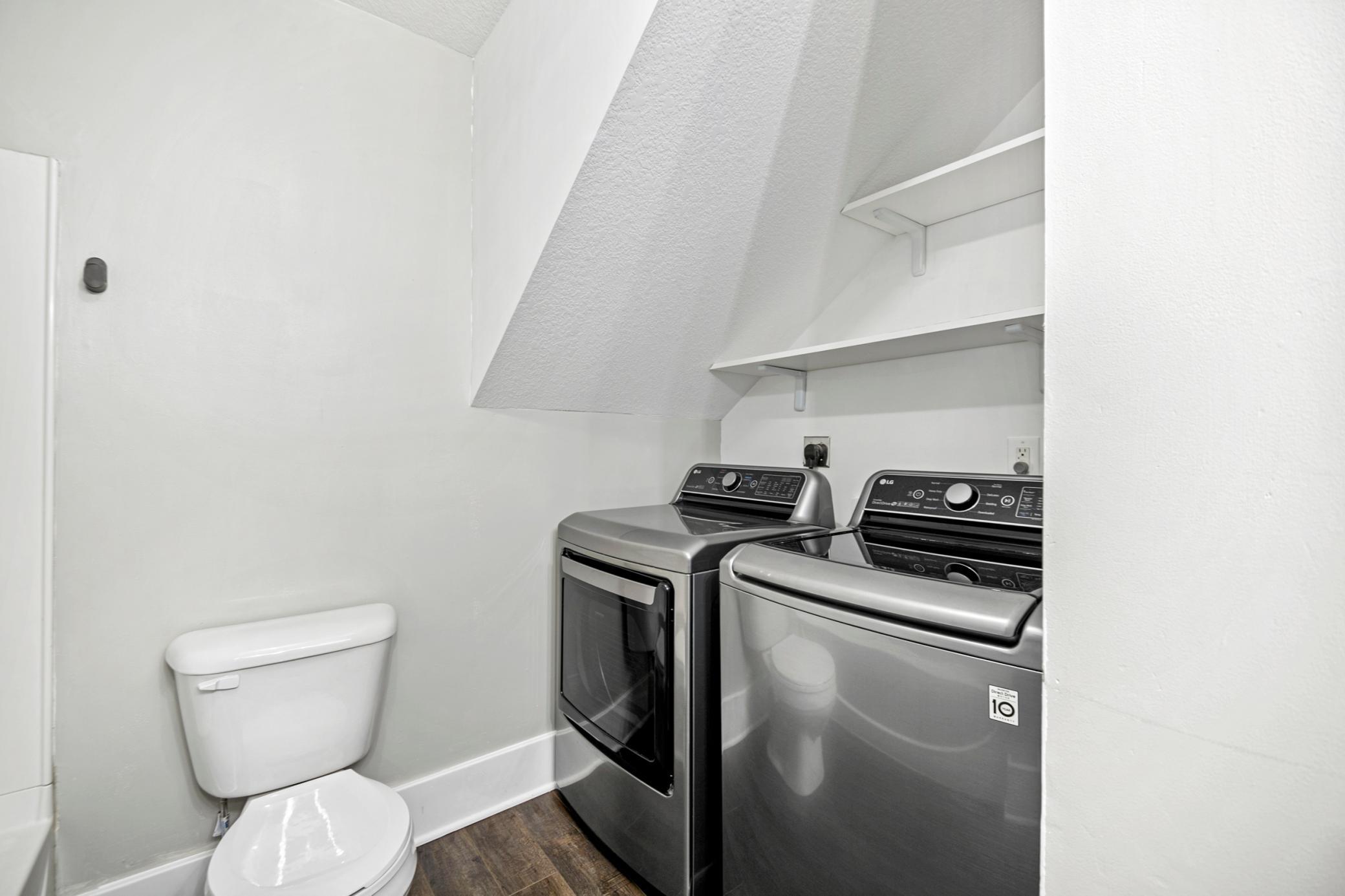 252 E Mckinley Street