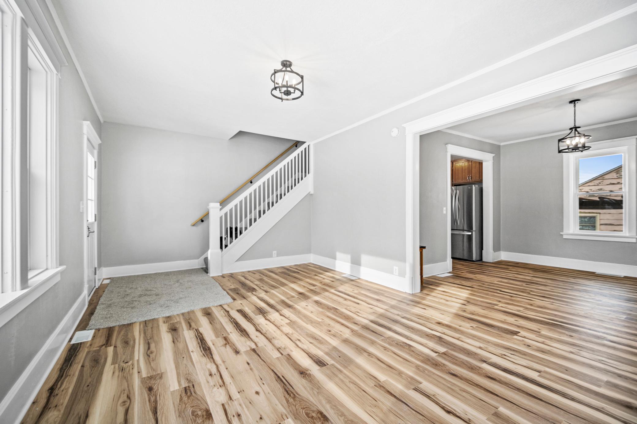 252 E Mckinley Street