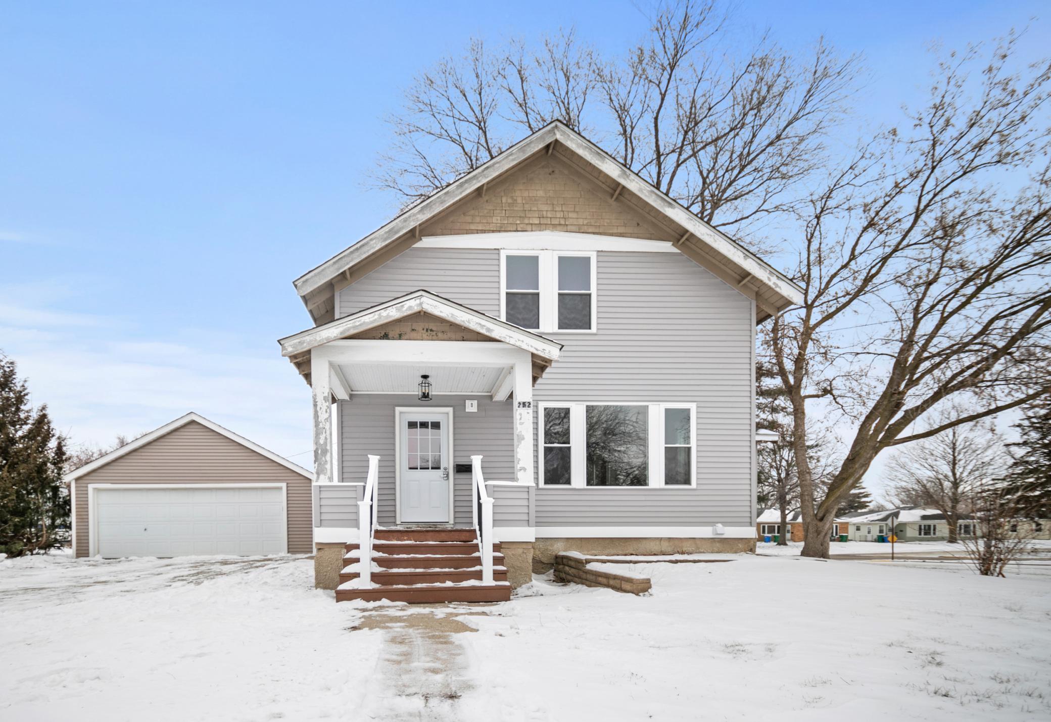 252 E Mckinley Street