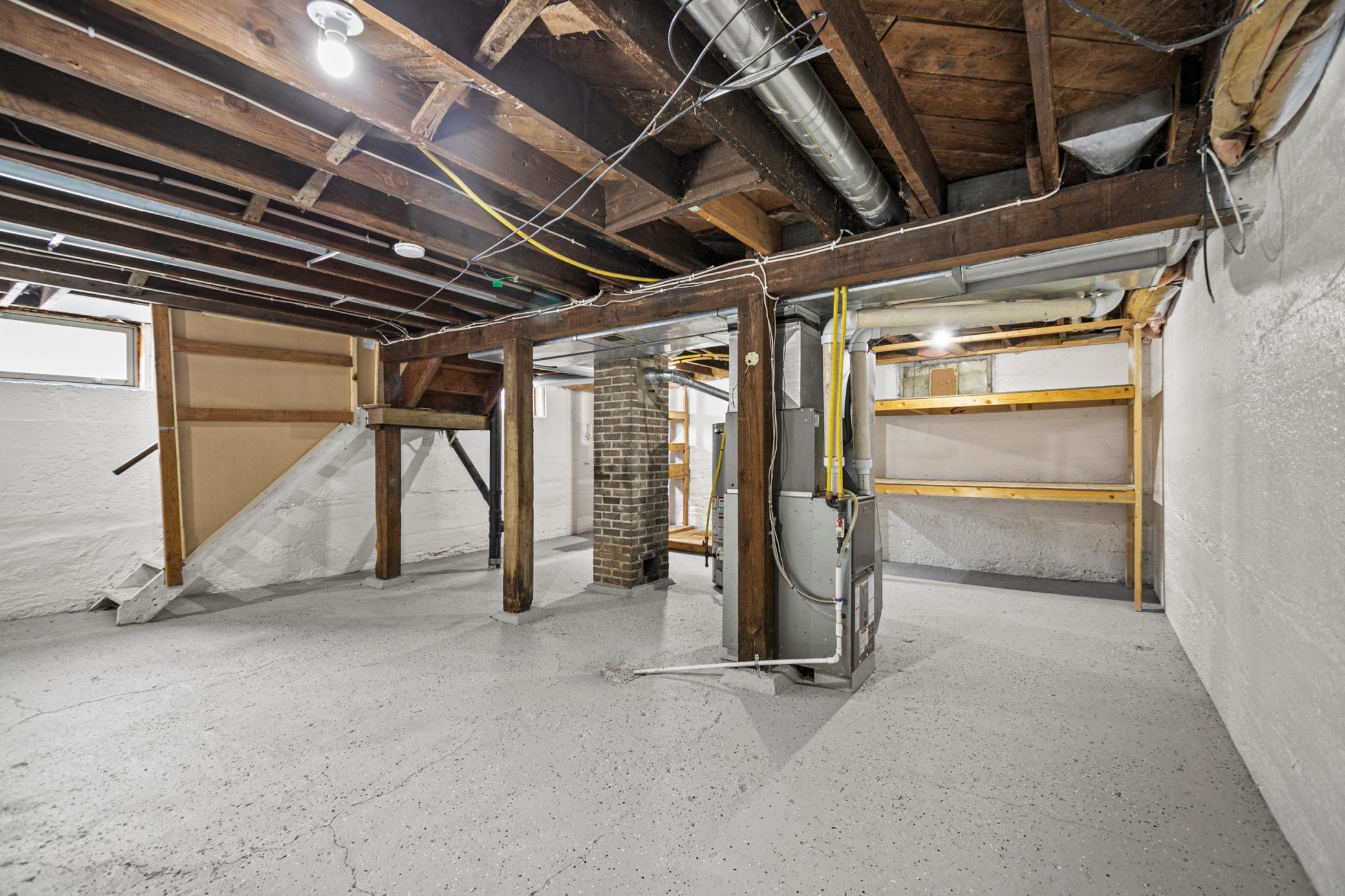 252 E Mckinley Street