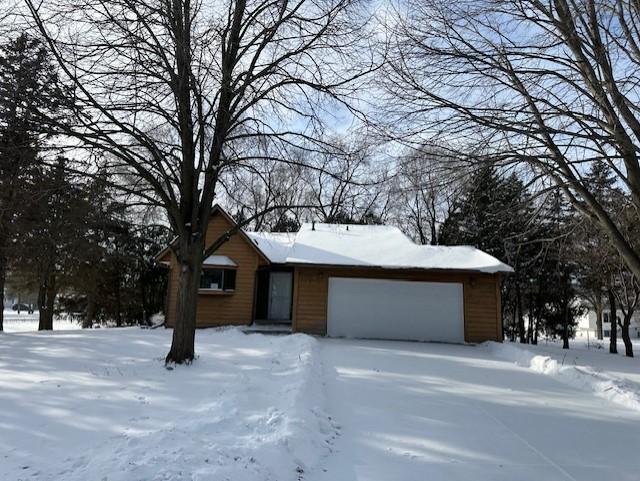 400 Crestview Lane