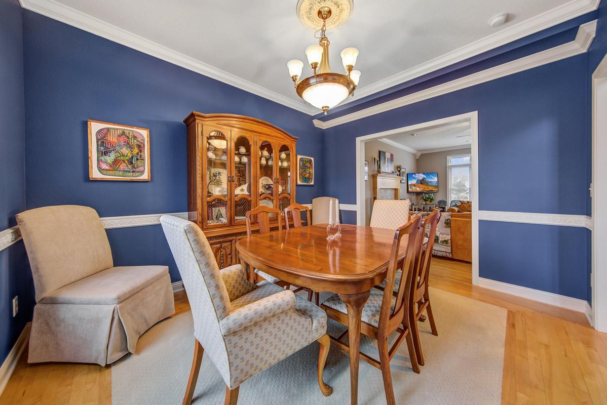 2240 Deer Trail Lane NE