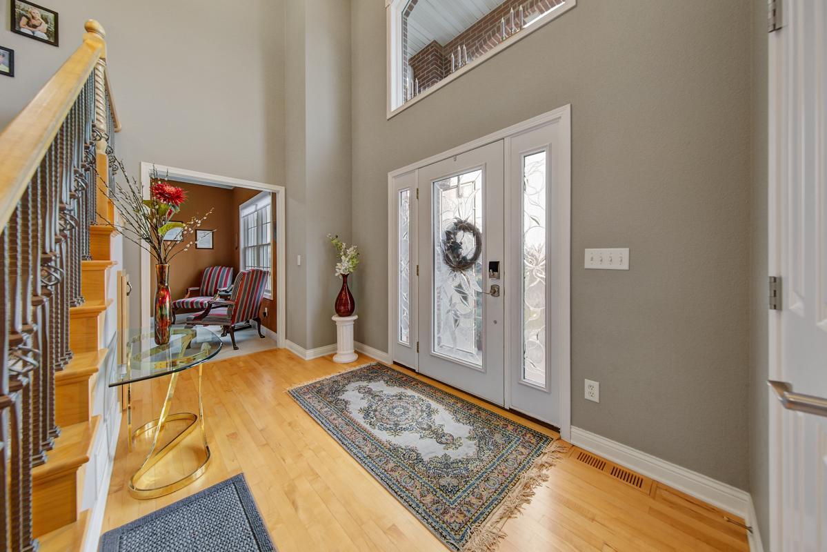 2240 Deer Trail Lane NE