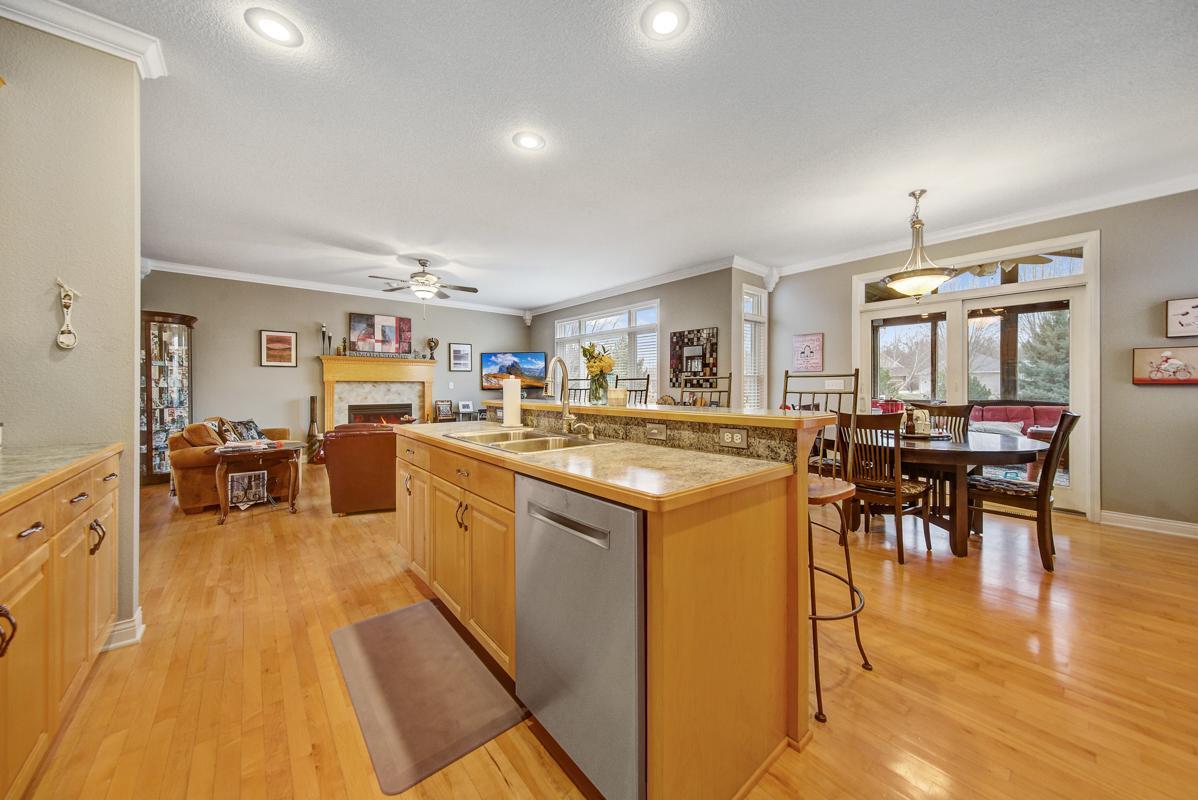 2240 Deer Trail Lane NE