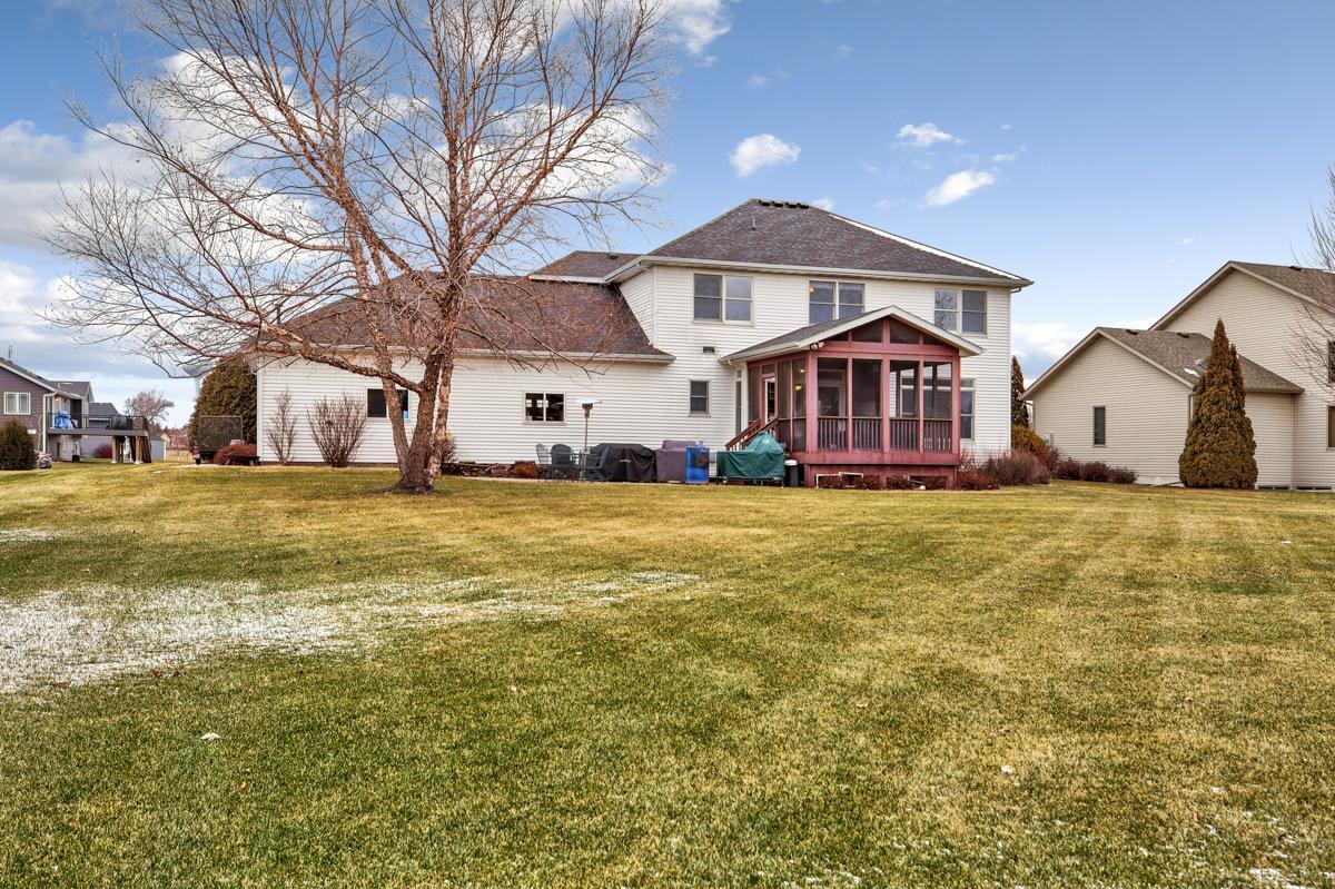 2240 Deer Trail Lane NE