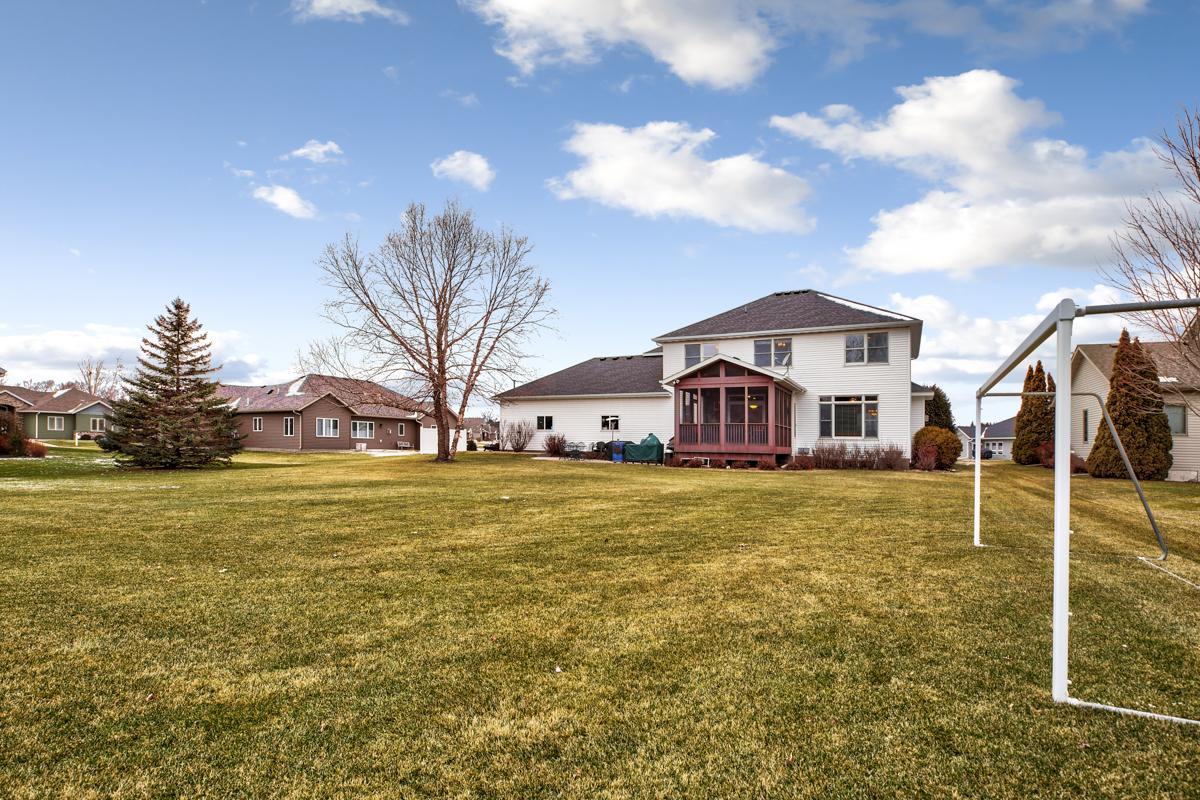 2240 Deer Trail Lane NE