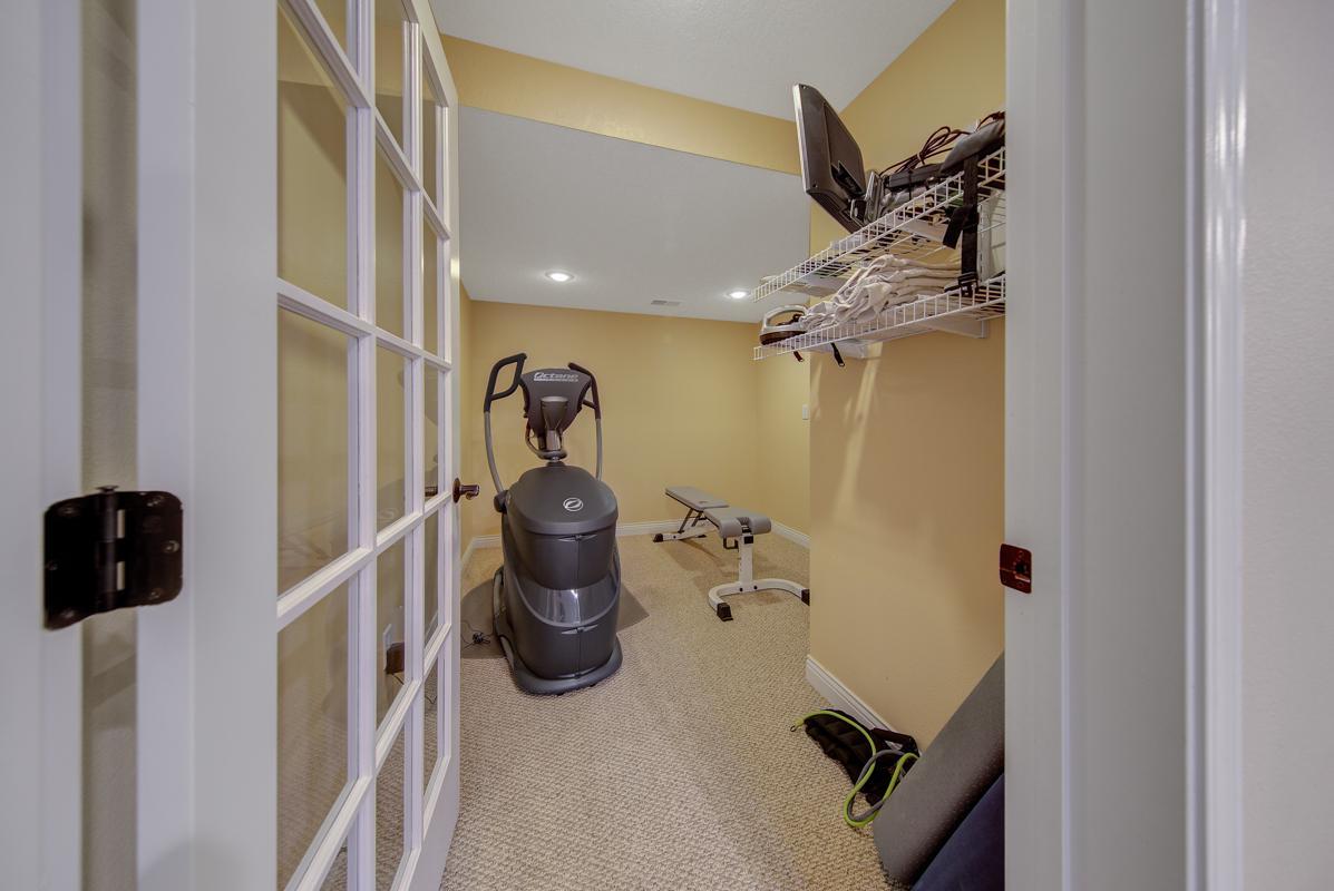 2240 Deer Trail Lane NE