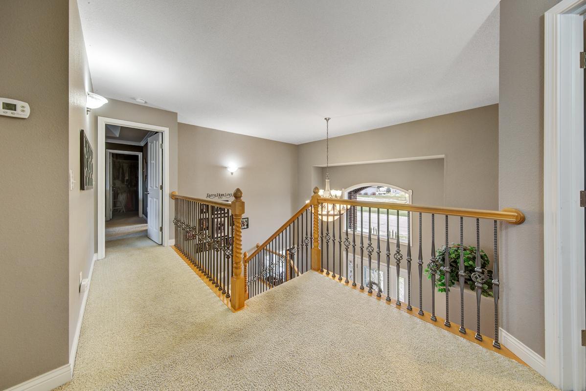 2240 Deer Trail Lane NE