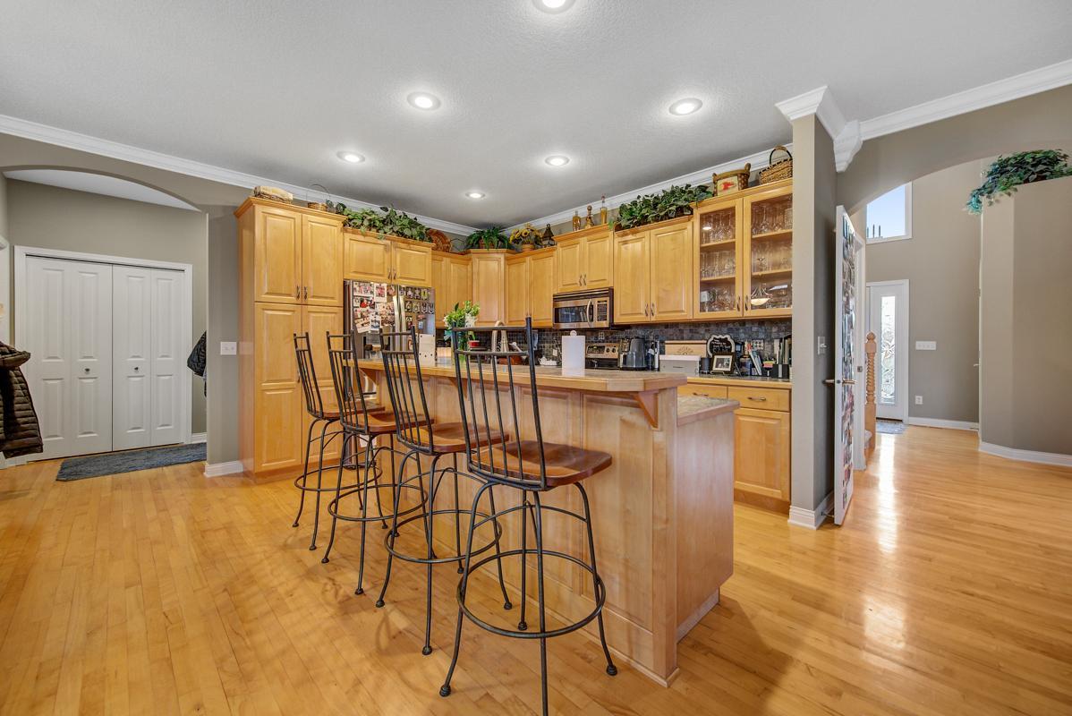 2240 Deer Trail Lane NE