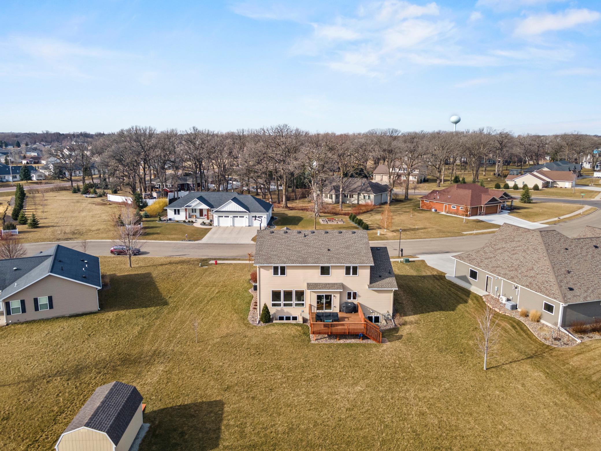 1850 White Oak Lane NE