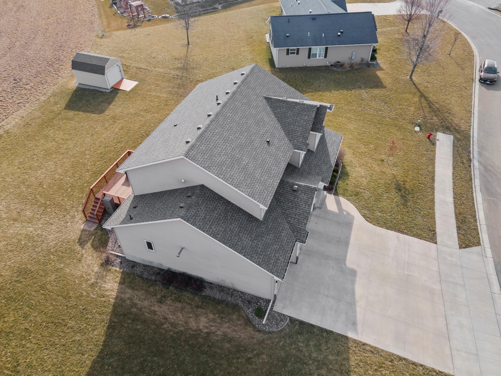 1850 White Oak Lane NE