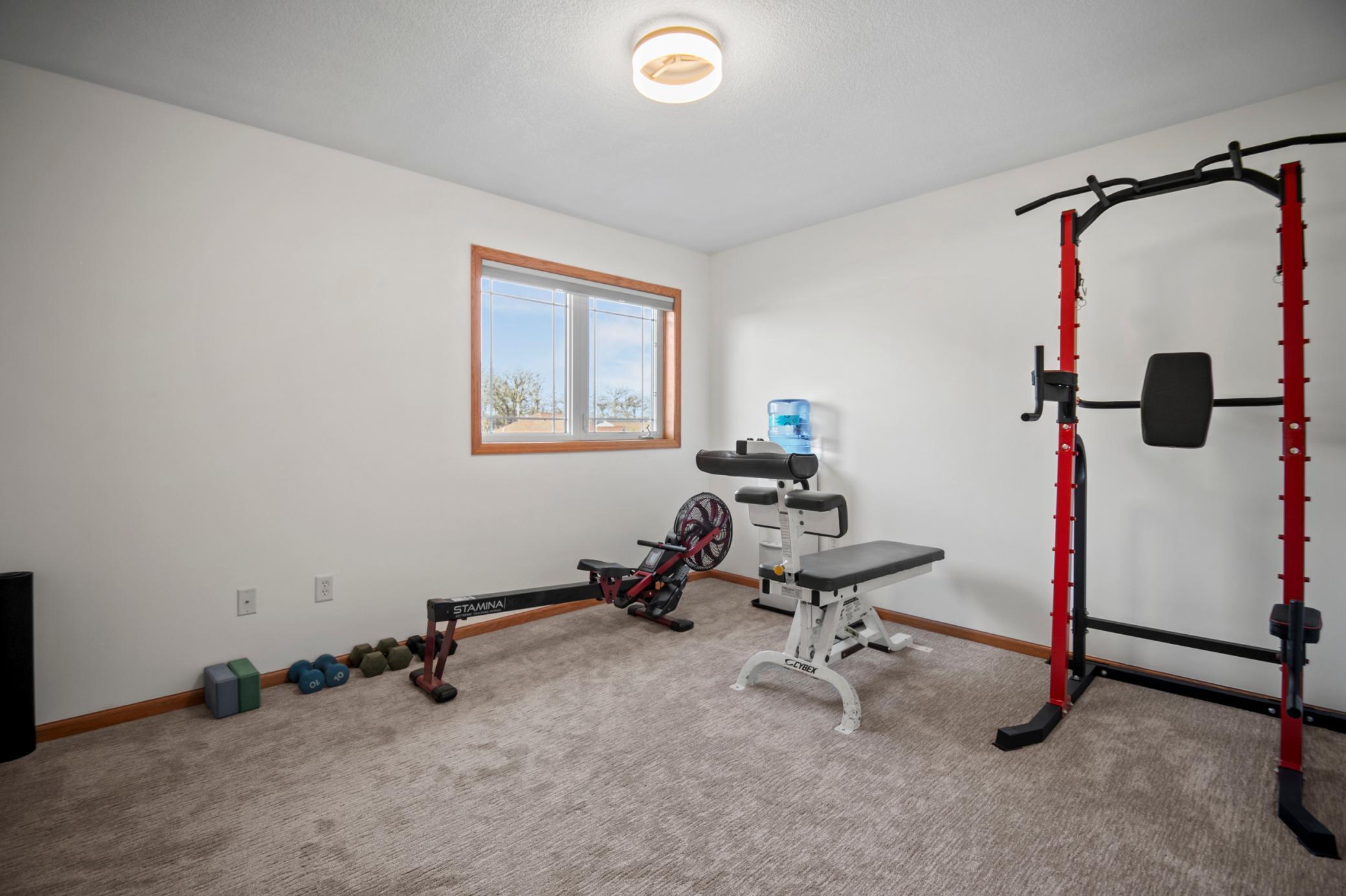 1850 White Oak Lane NE