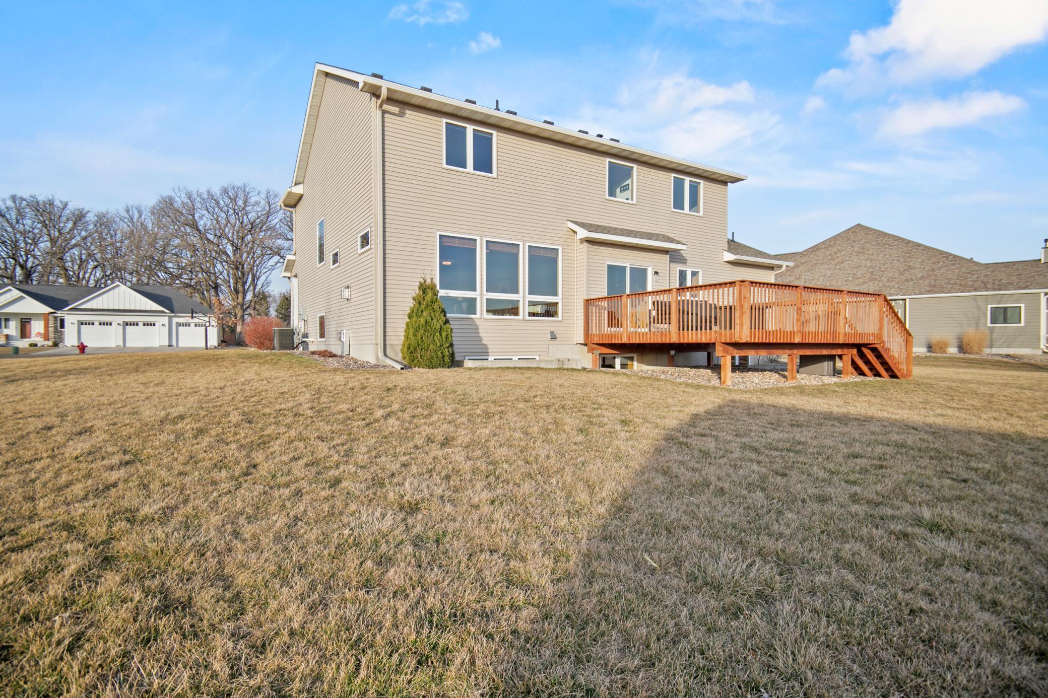 1850 White Oak Lane NE