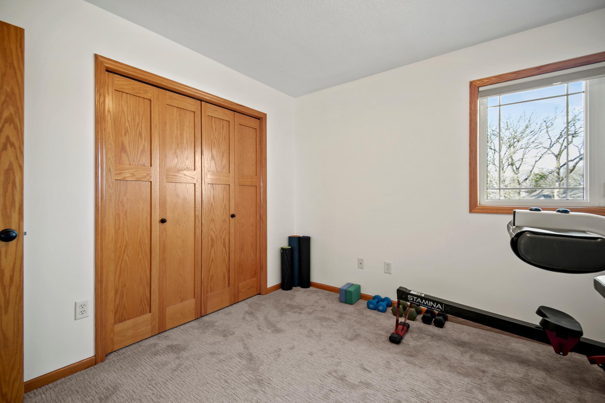 1850 White Oak Lane NE