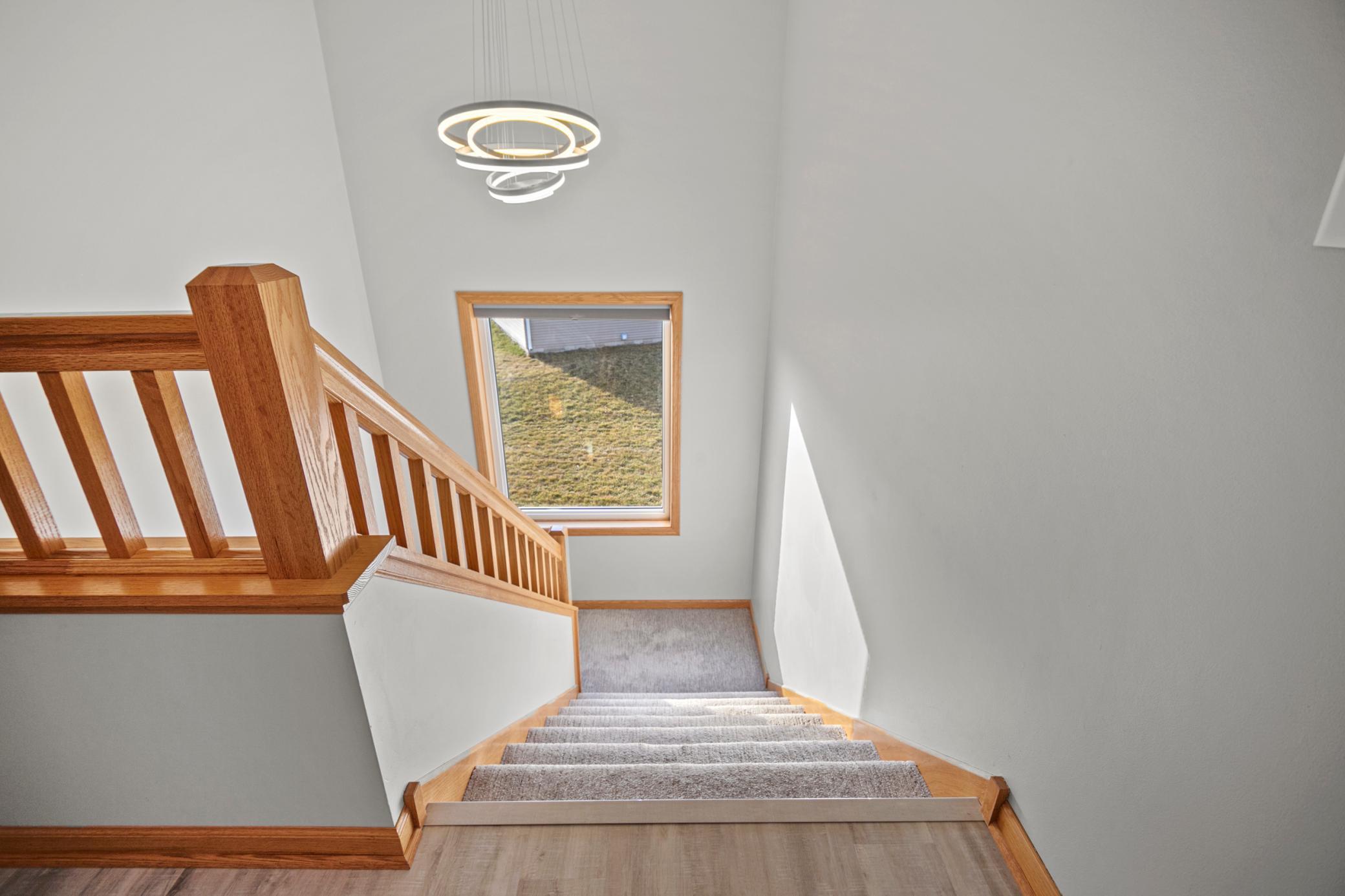 1850 White Oak Lane NE