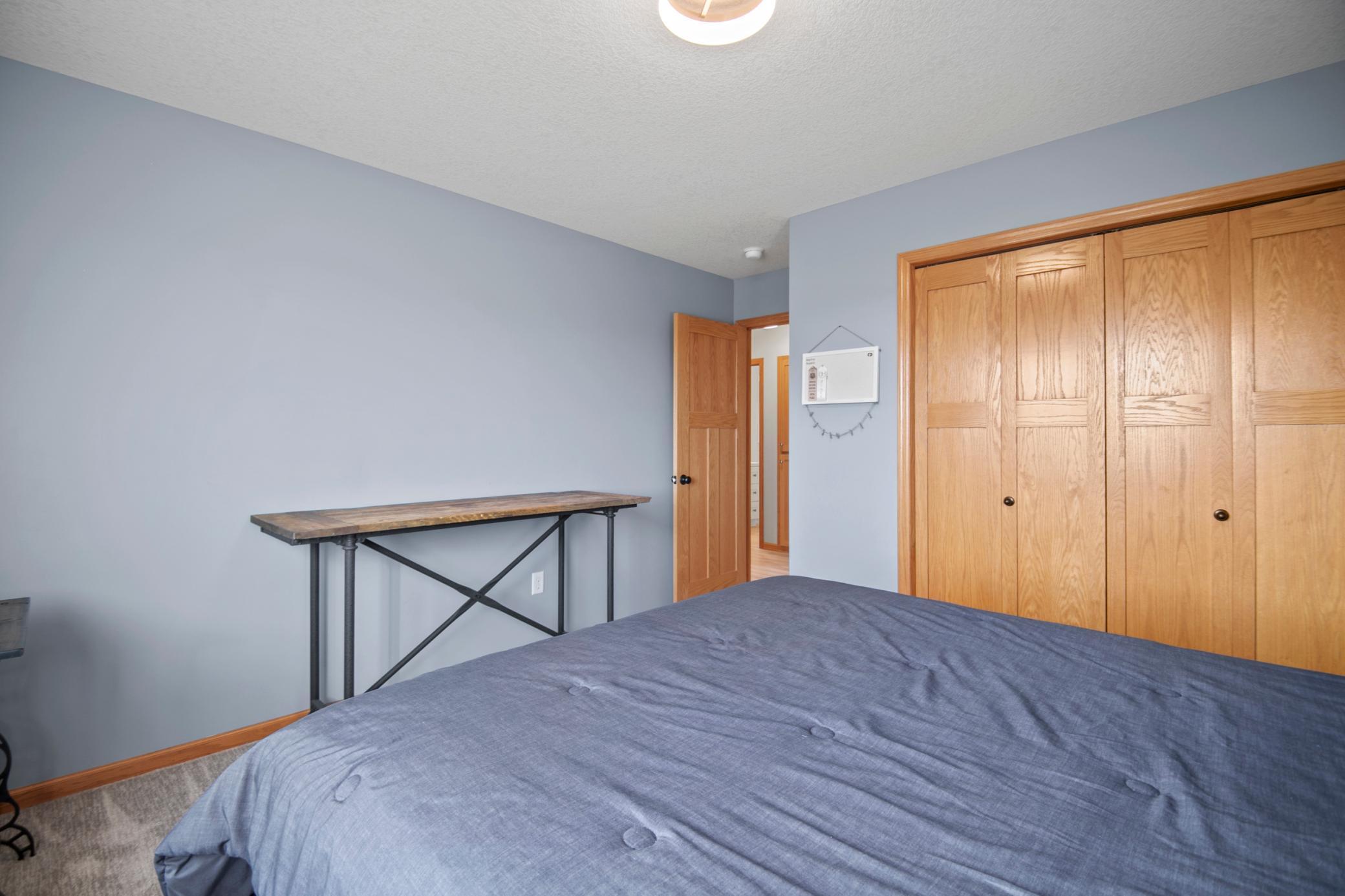 1850 White Oak Lane NE