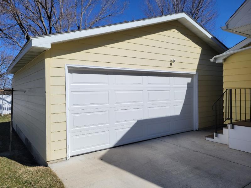 317 7th Street SW