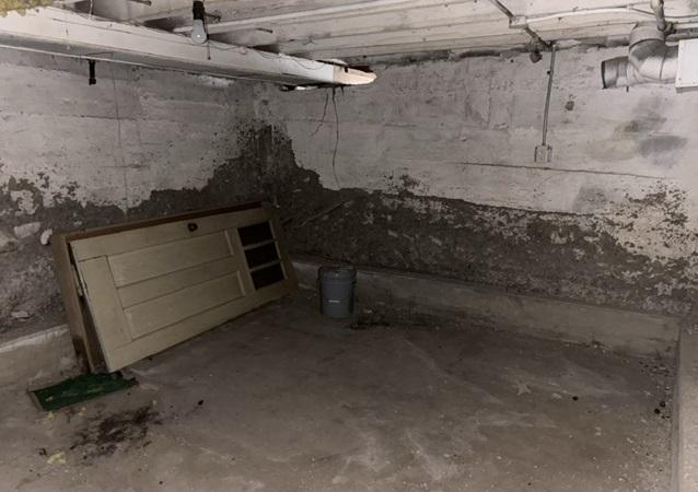 224 W Holly Street