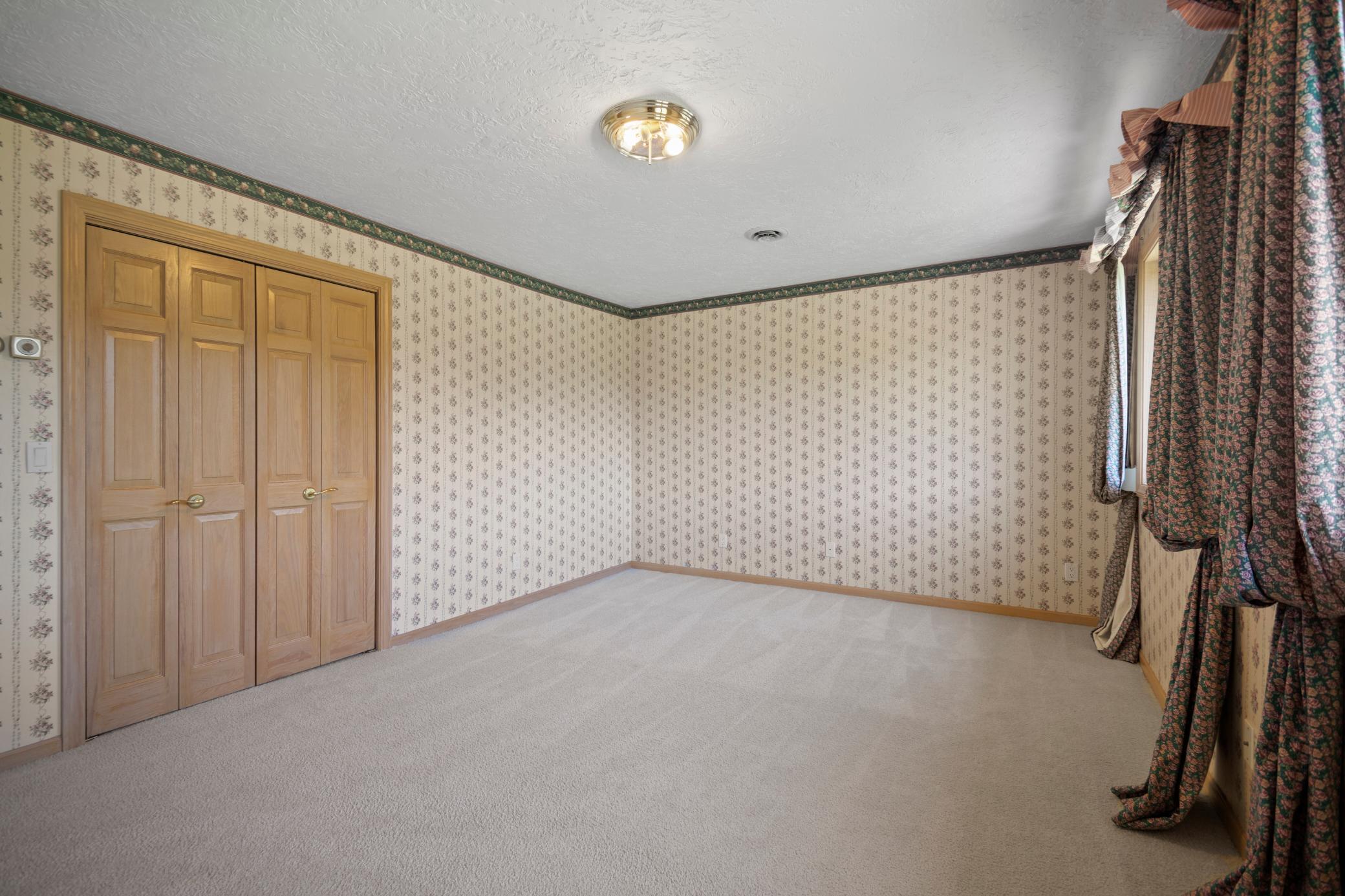 645 Riverwood Drive SW