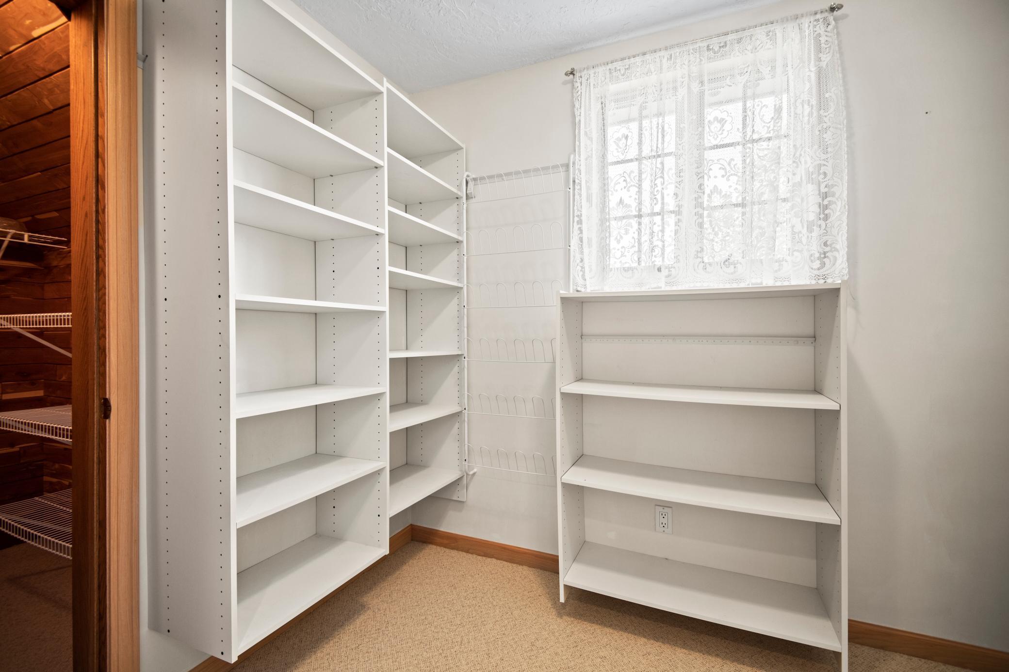 645 Riverwood Drive SW