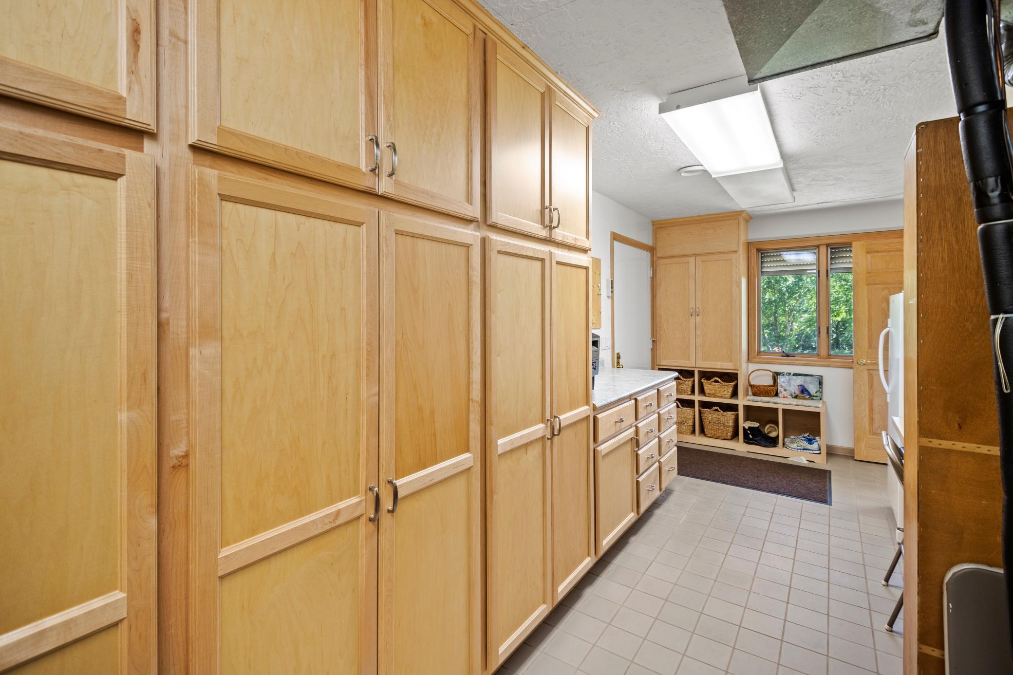 645 Riverwood Drive SW