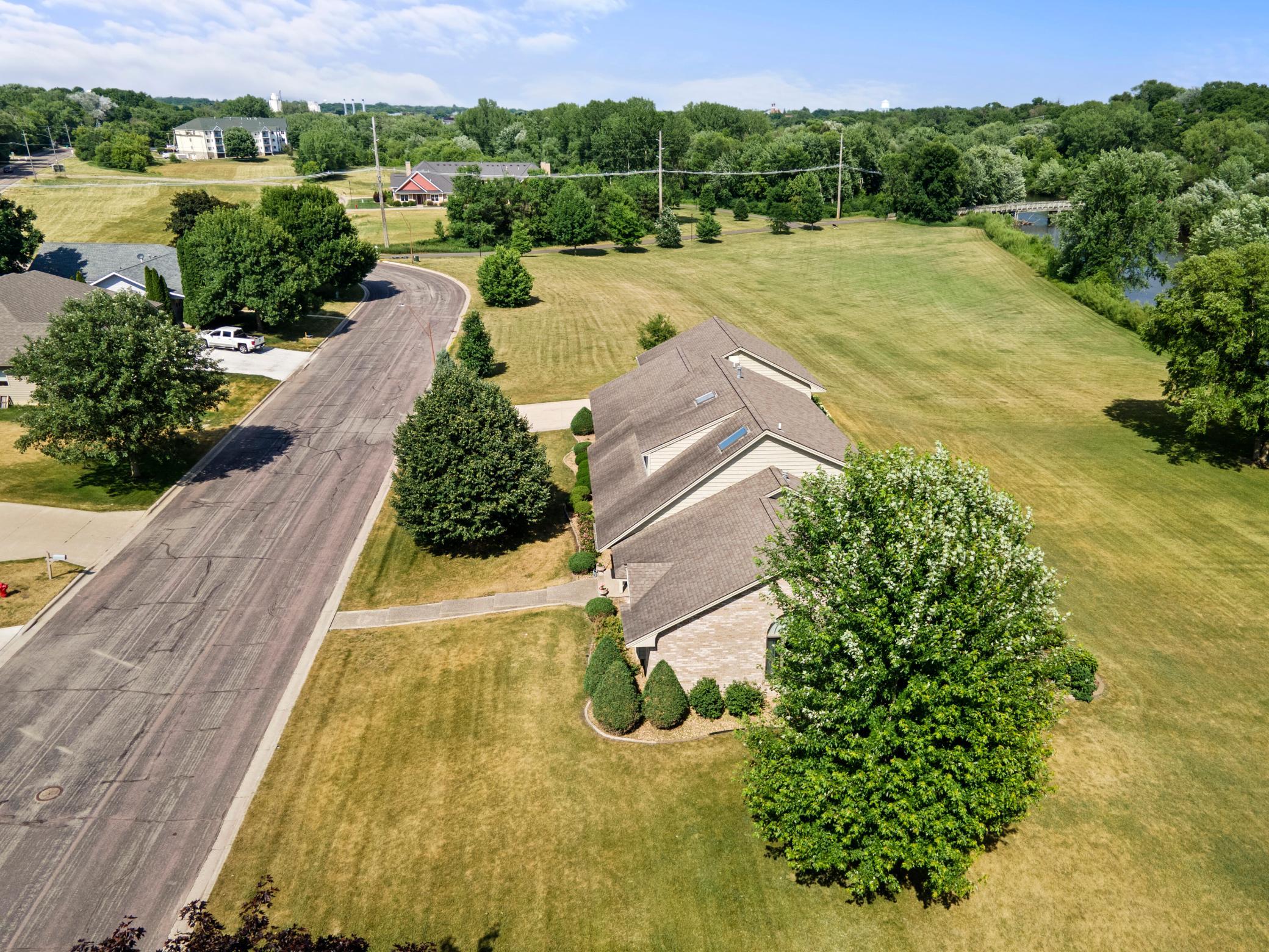 645 Riverwood Drive SW