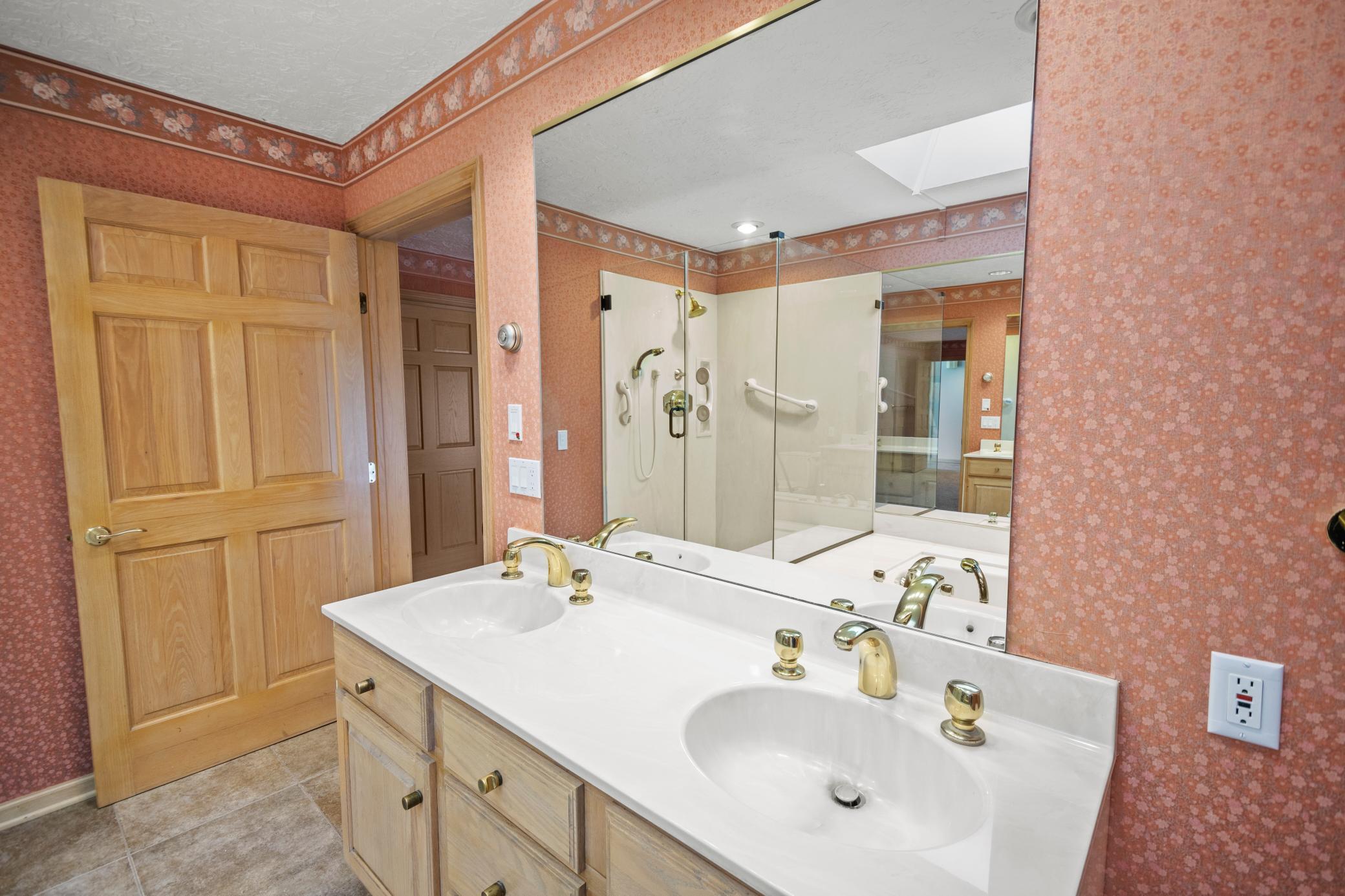 645 Riverwood Drive SW