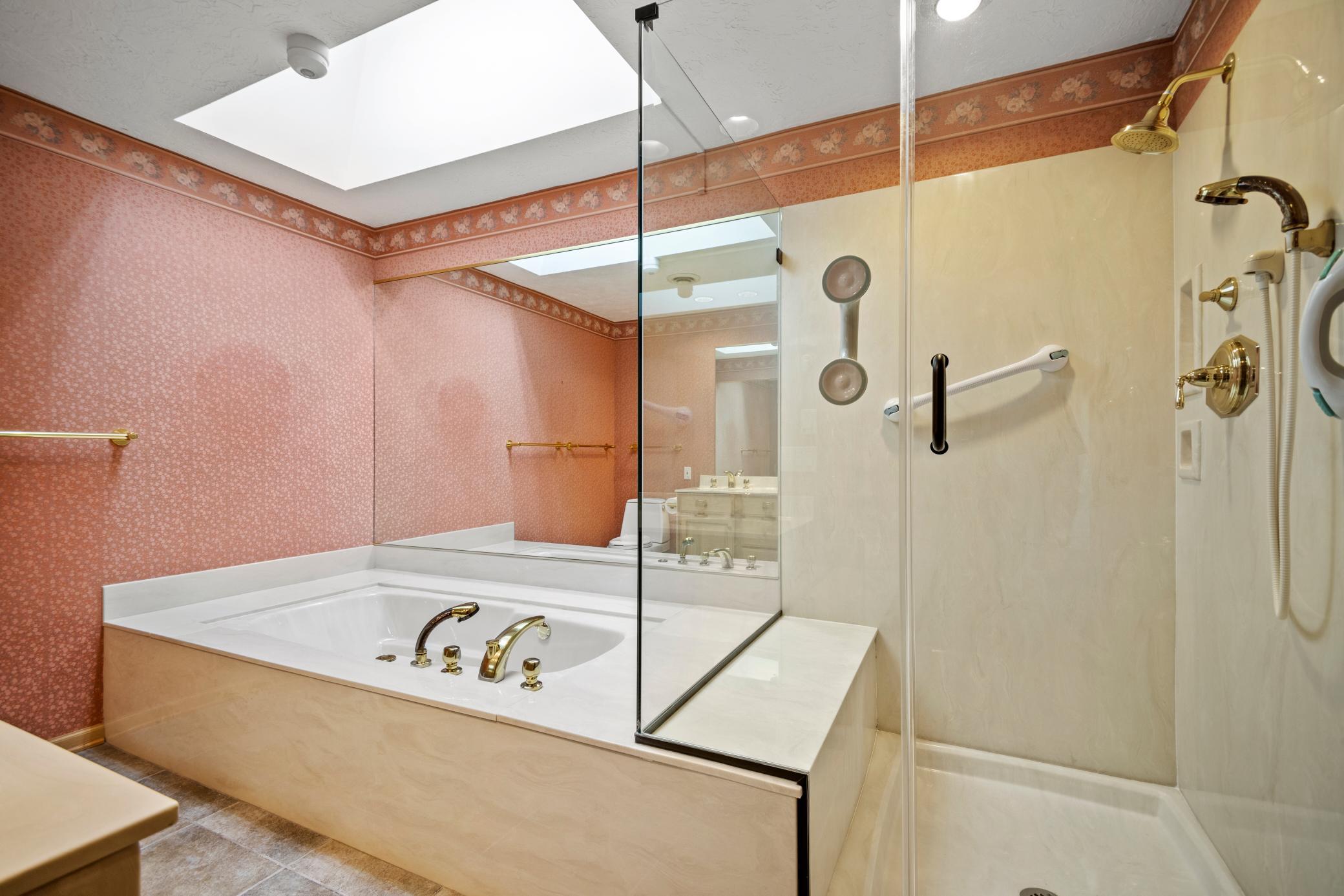 645 Riverwood Drive SW