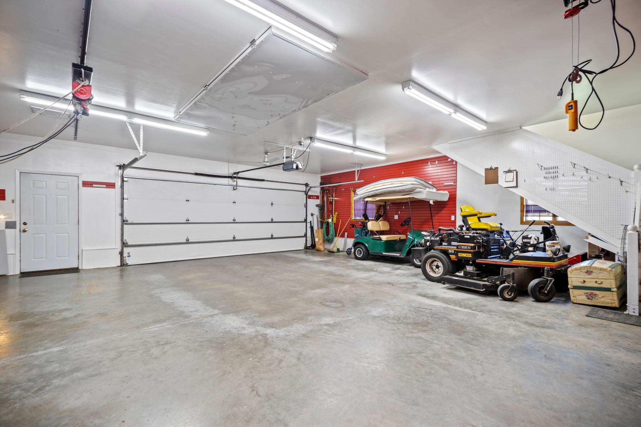 645 Riverwood Drive SW