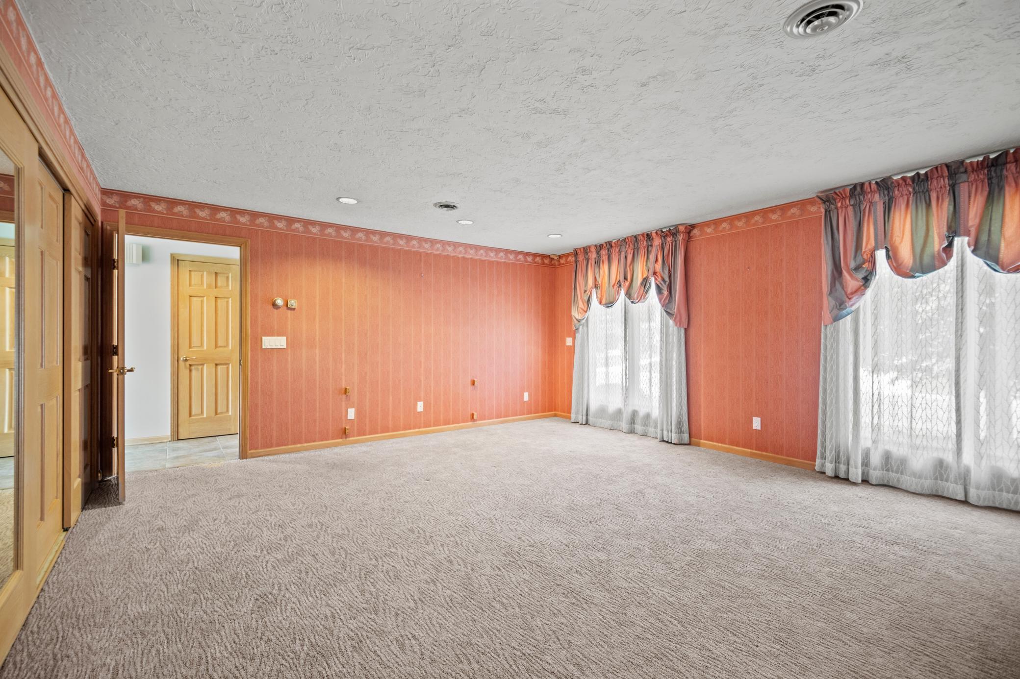 645 Riverwood Drive SW