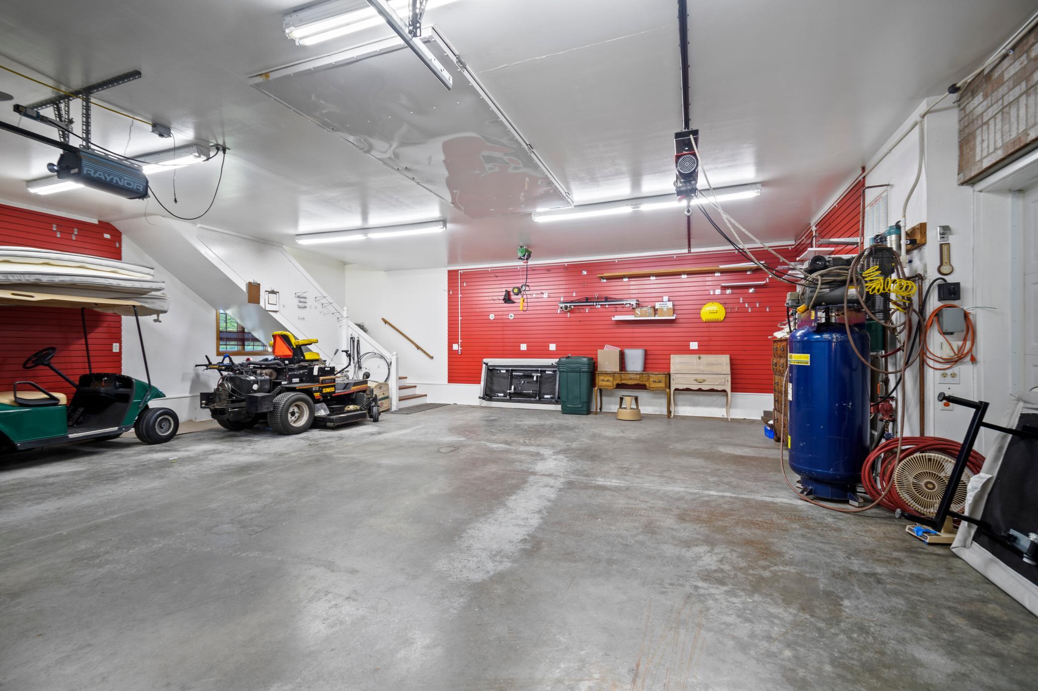 645 Riverwood Drive SW