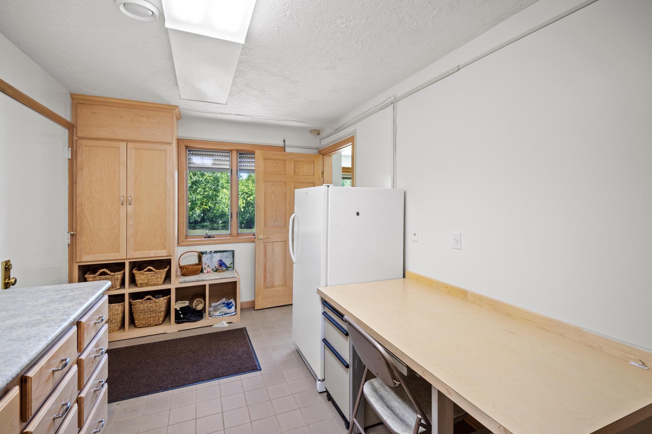 645 Riverwood Drive SW