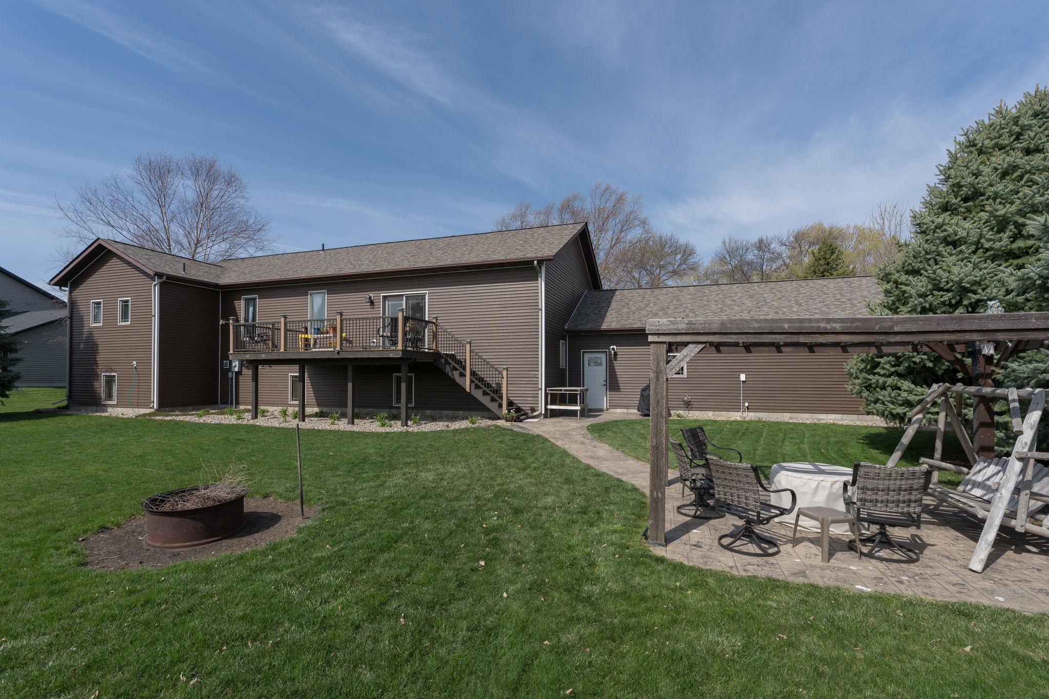 87 Evergreen Court