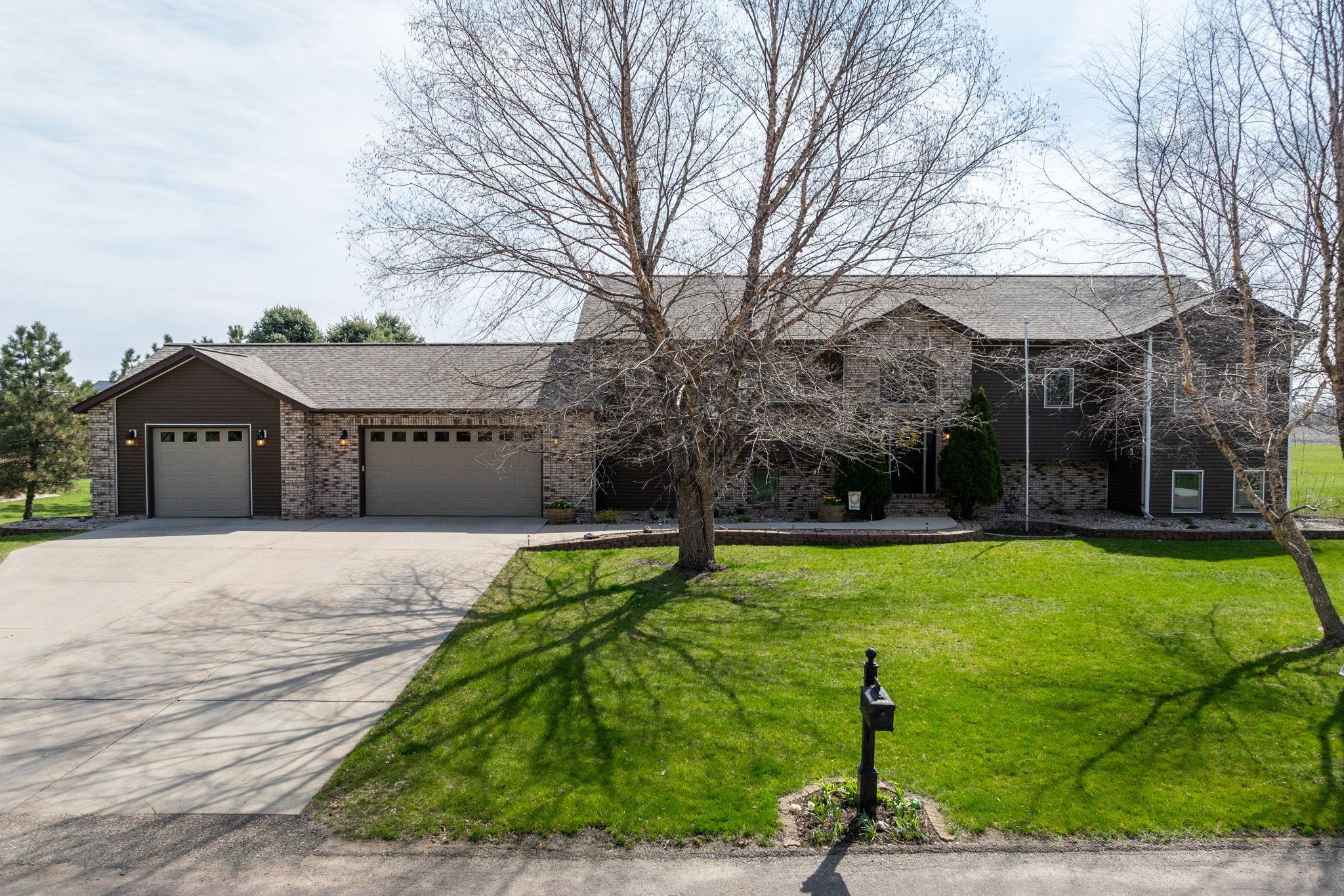 87 Evergreen Court