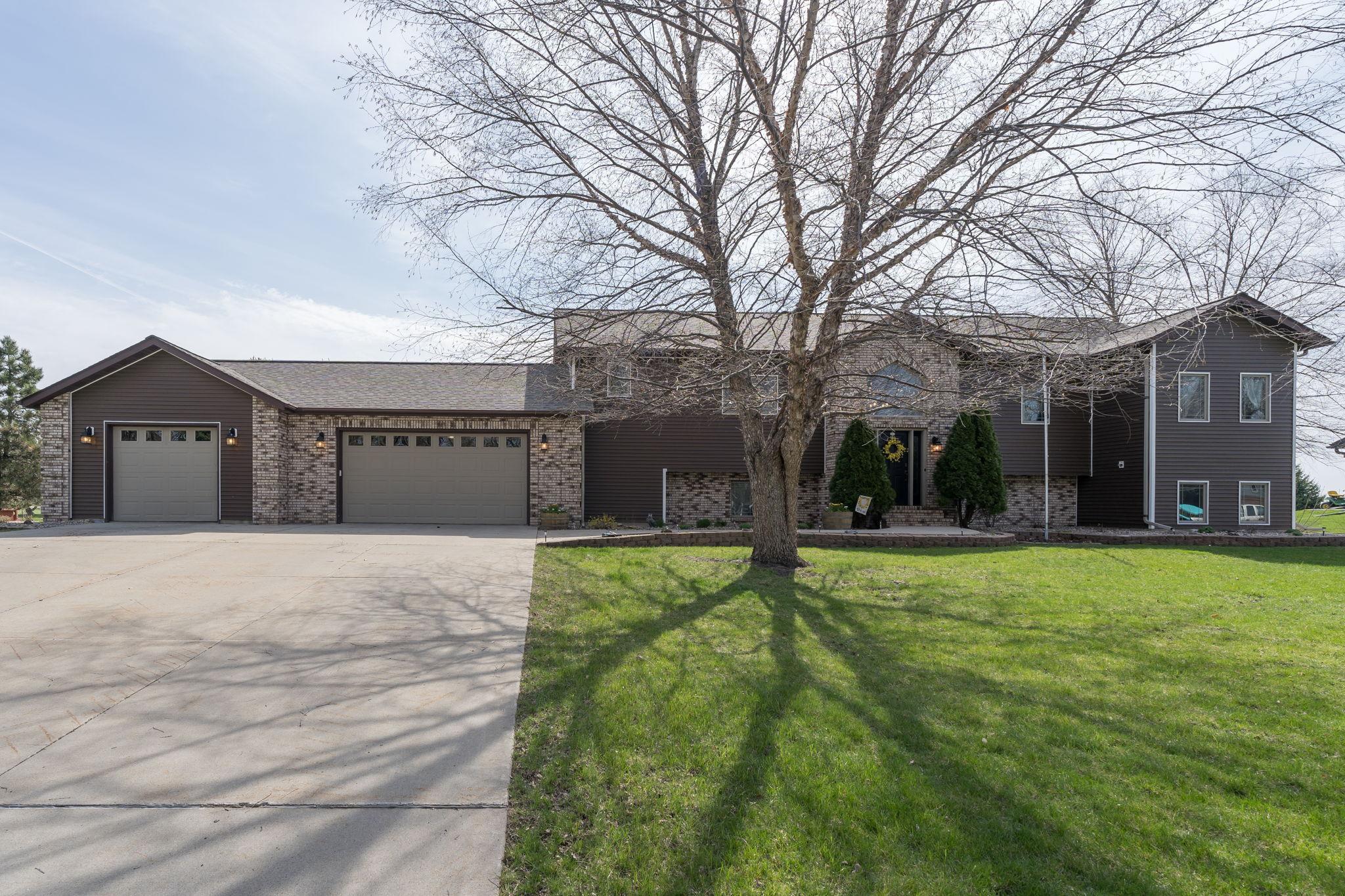 87 Evergreen Court