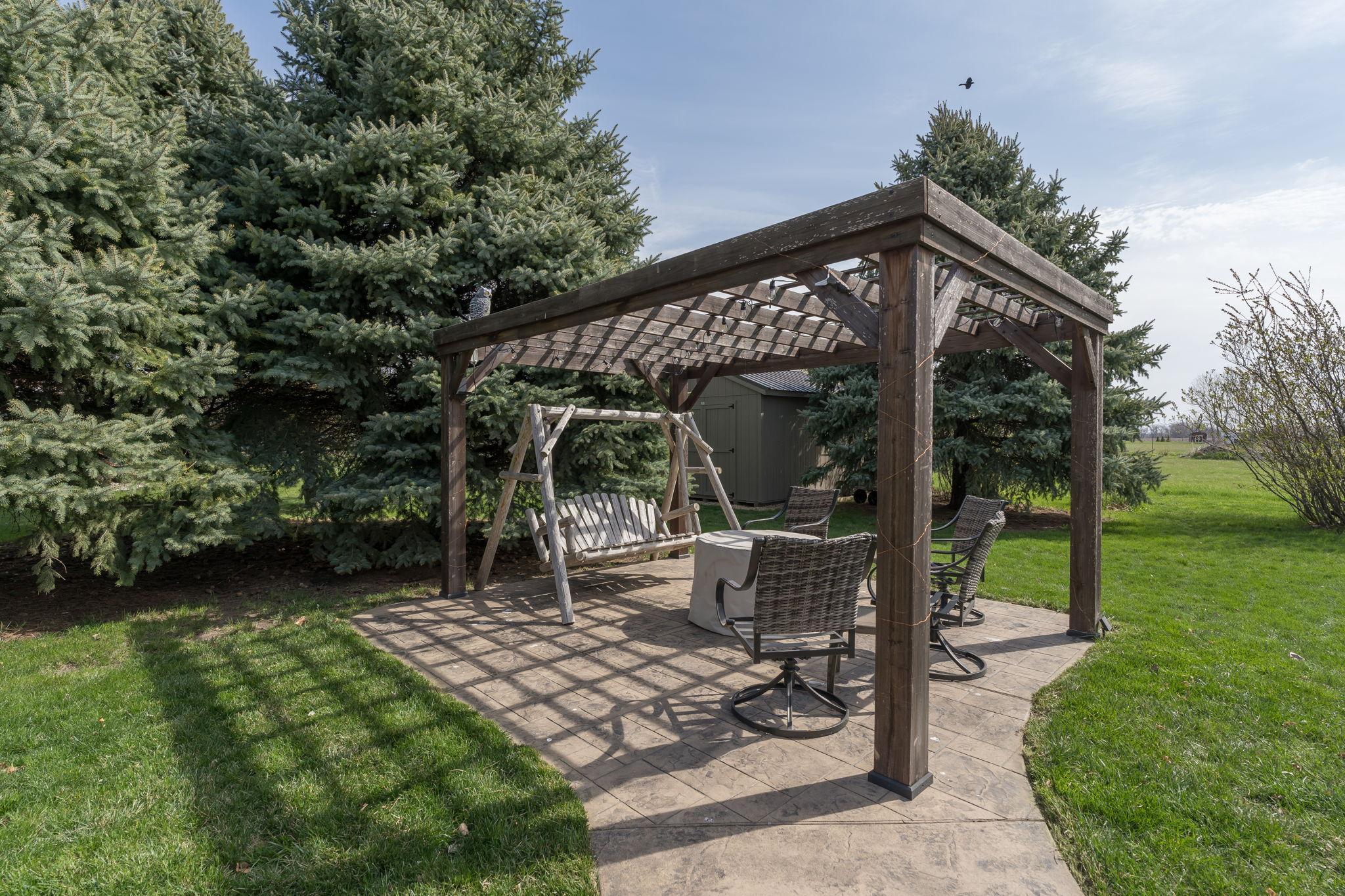 87 Evergreen Court
