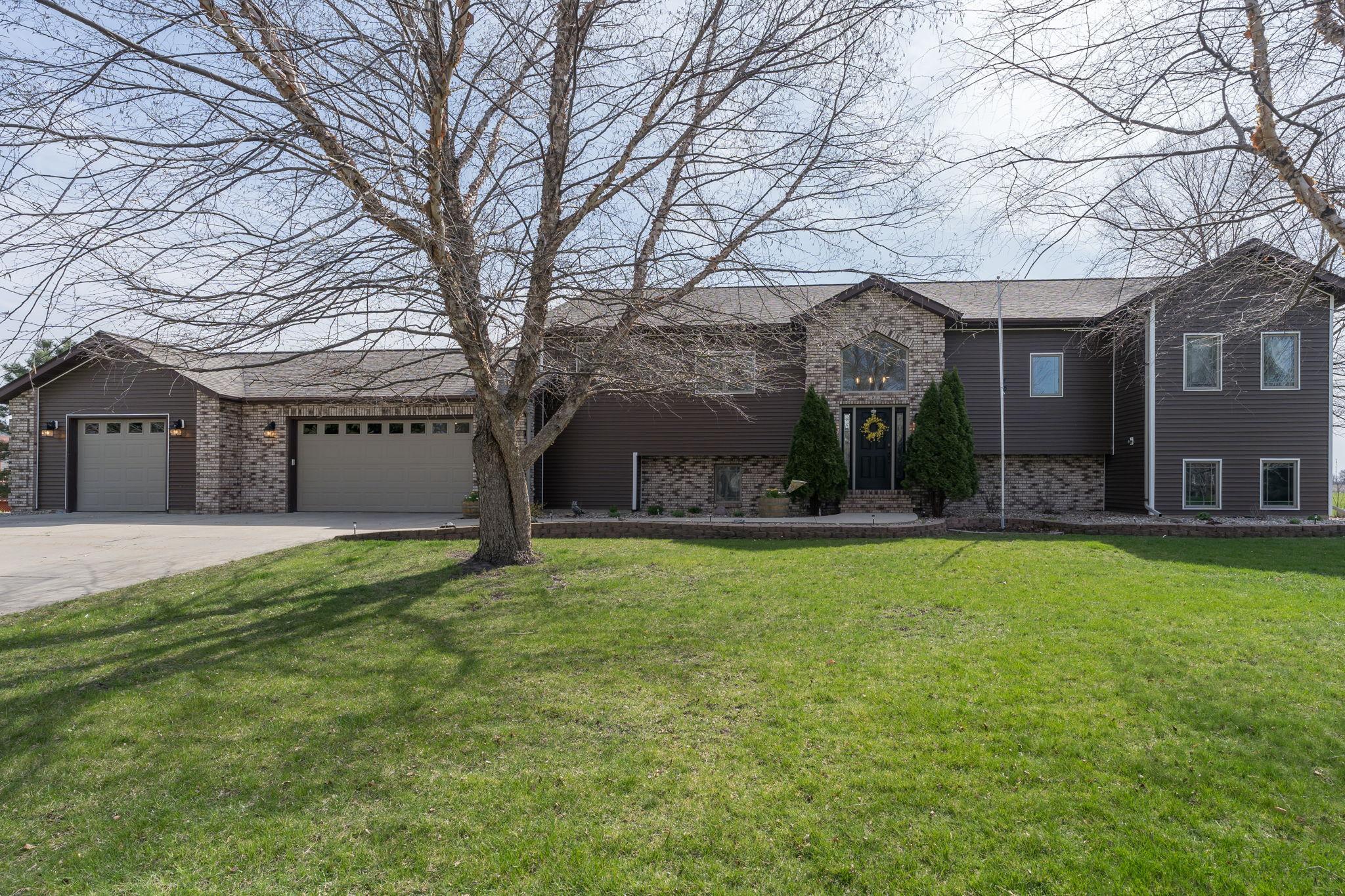 87 Evergreen Court