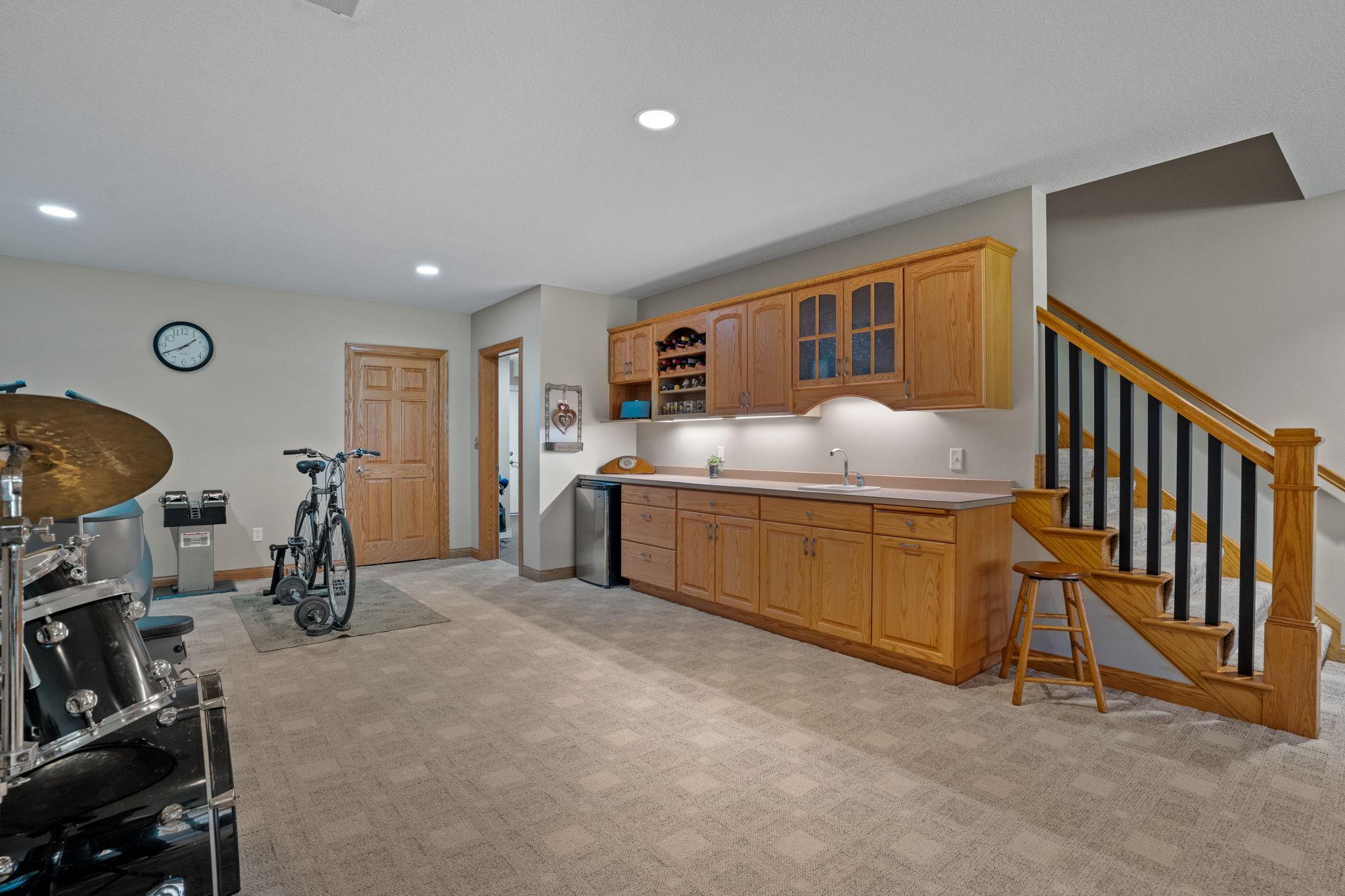 1958 Woodcrest Drive NE