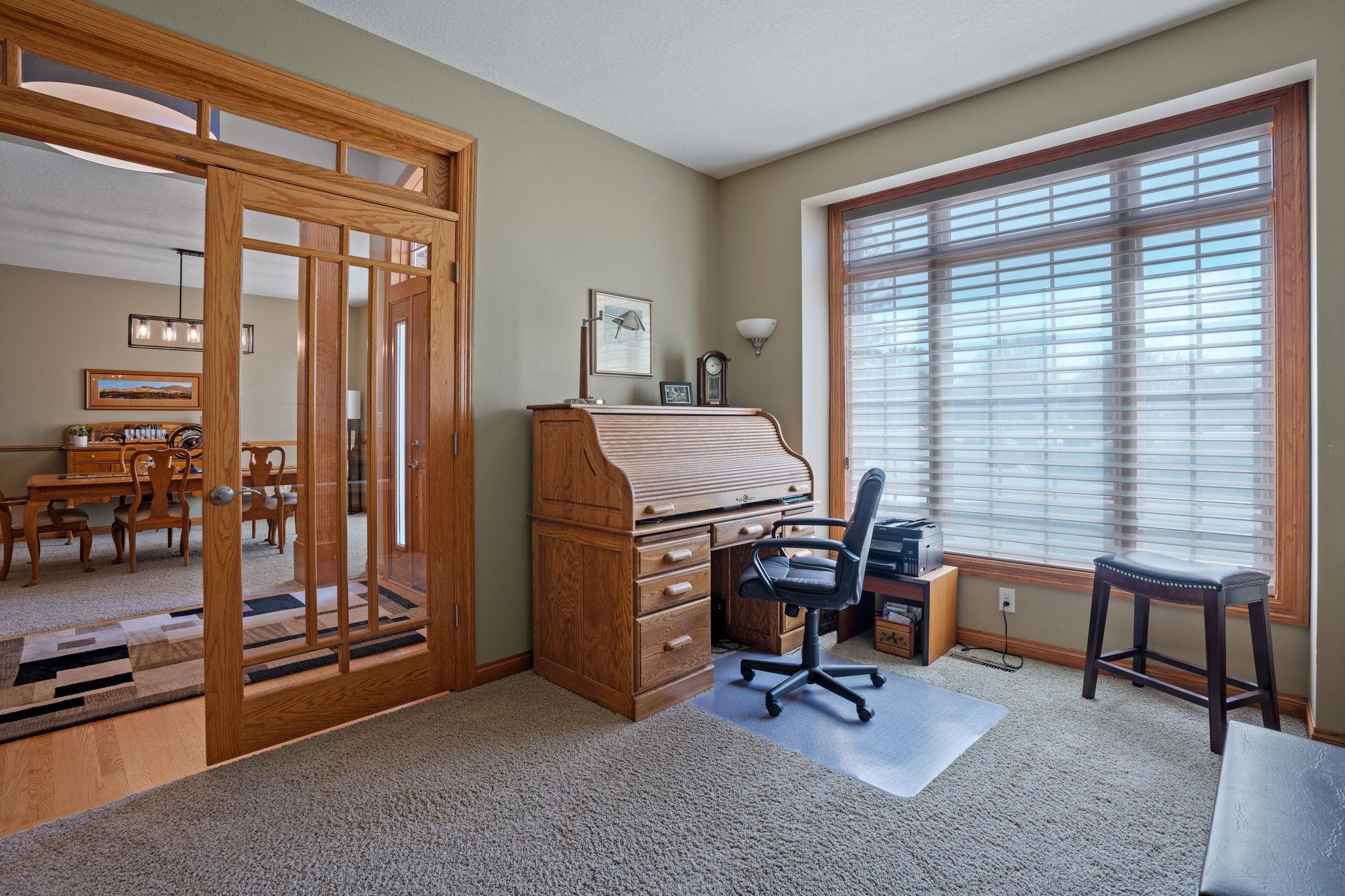 1958 Woodcrest Drive NE