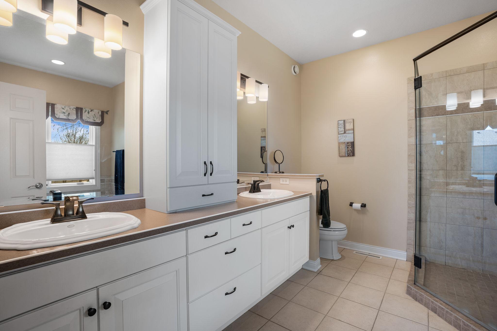 1958 Woodcrest Drive NE