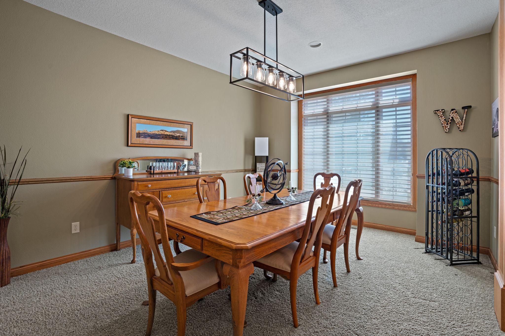 1958 Woodcrest Drive NE