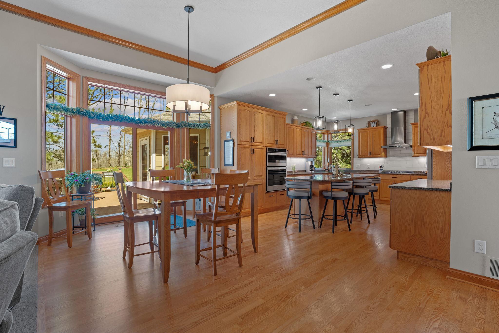 1958 Woodcrest Drive NE