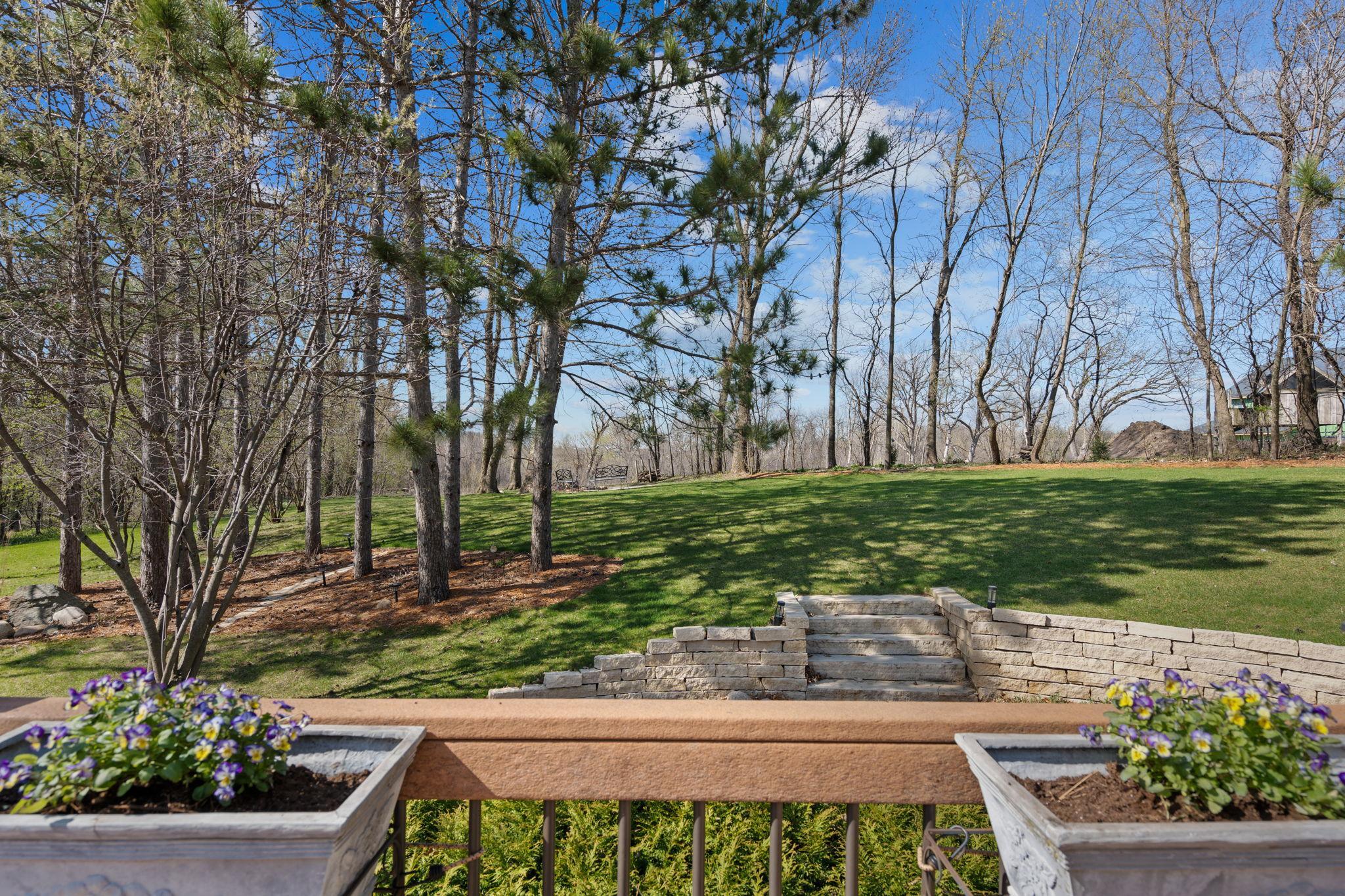 1958 Woodcrest Drive NE