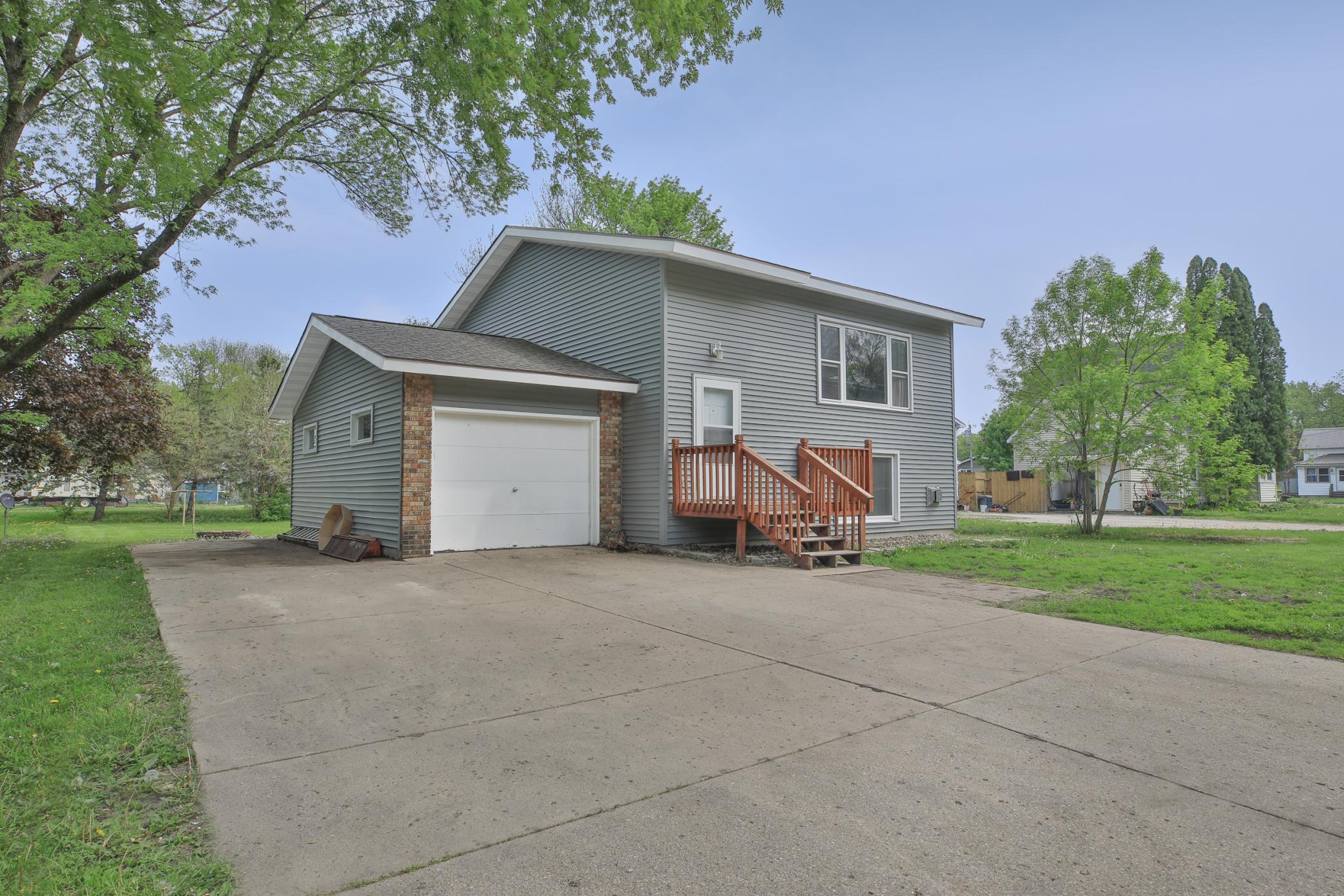 523 7th Street SW