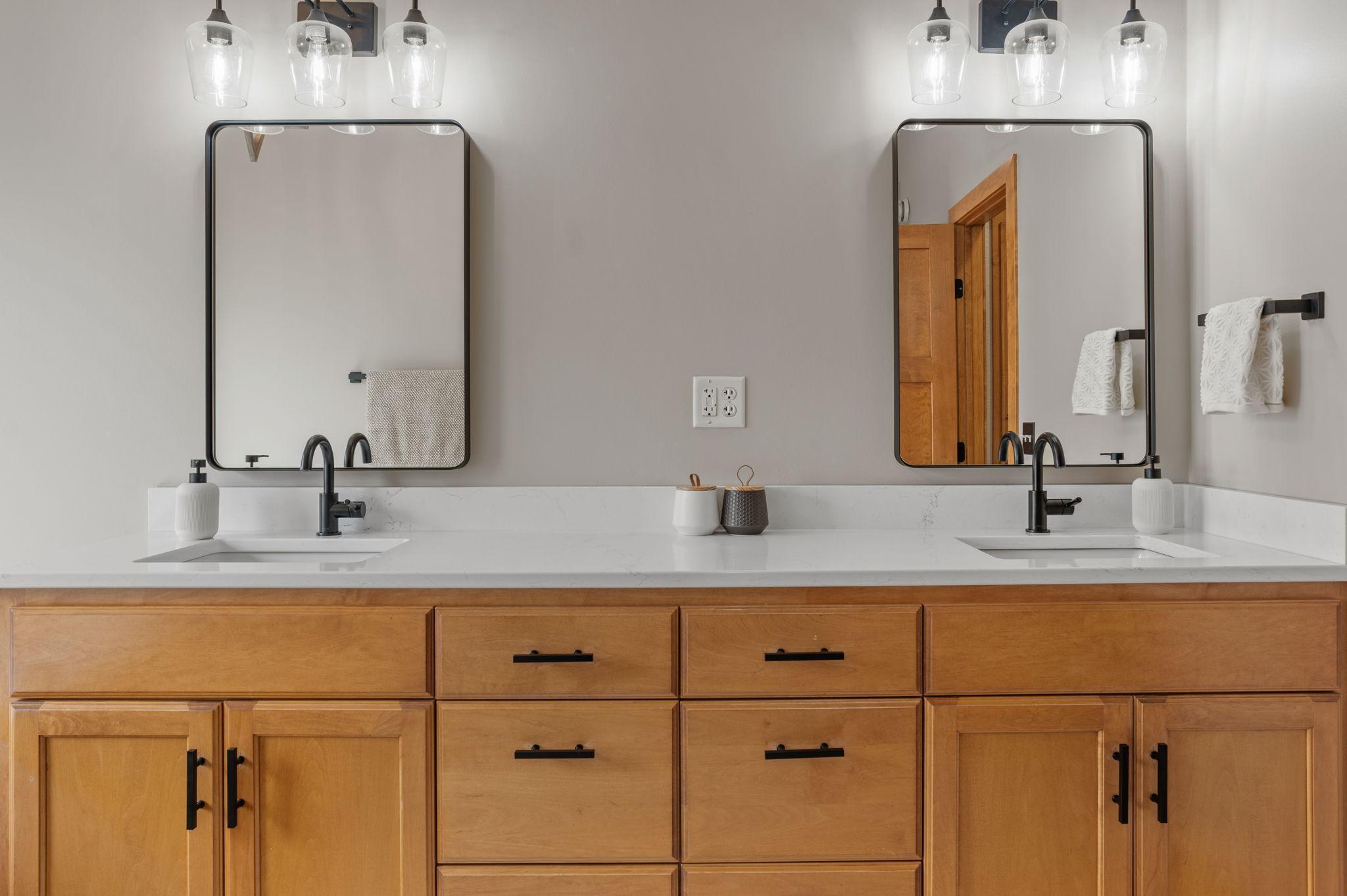 2950 Northridge Lane NE