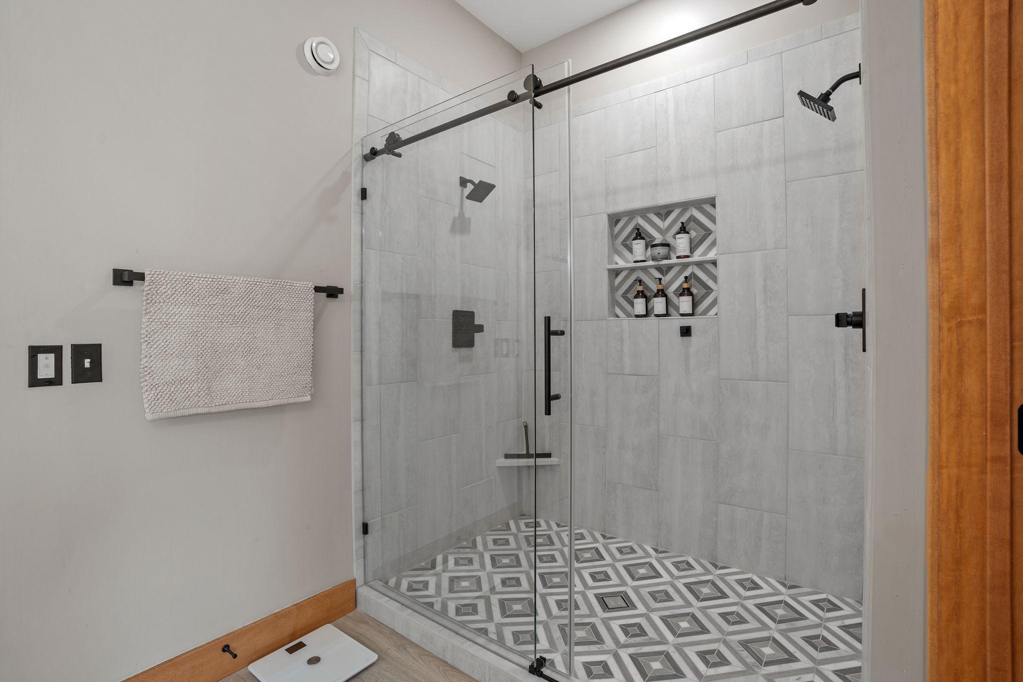 2950 Northridge Lane NE