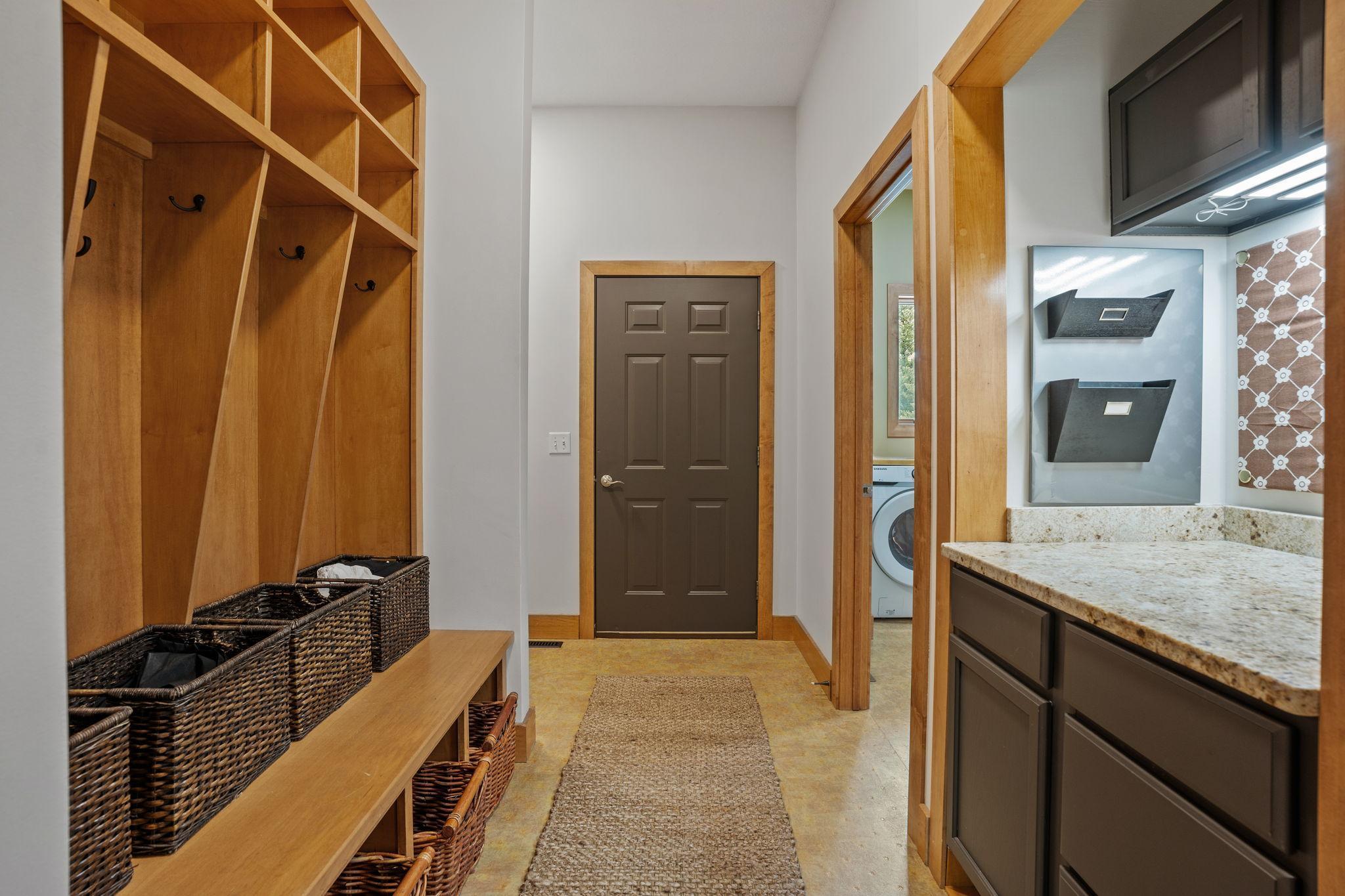 2950 Northridge Lane NE